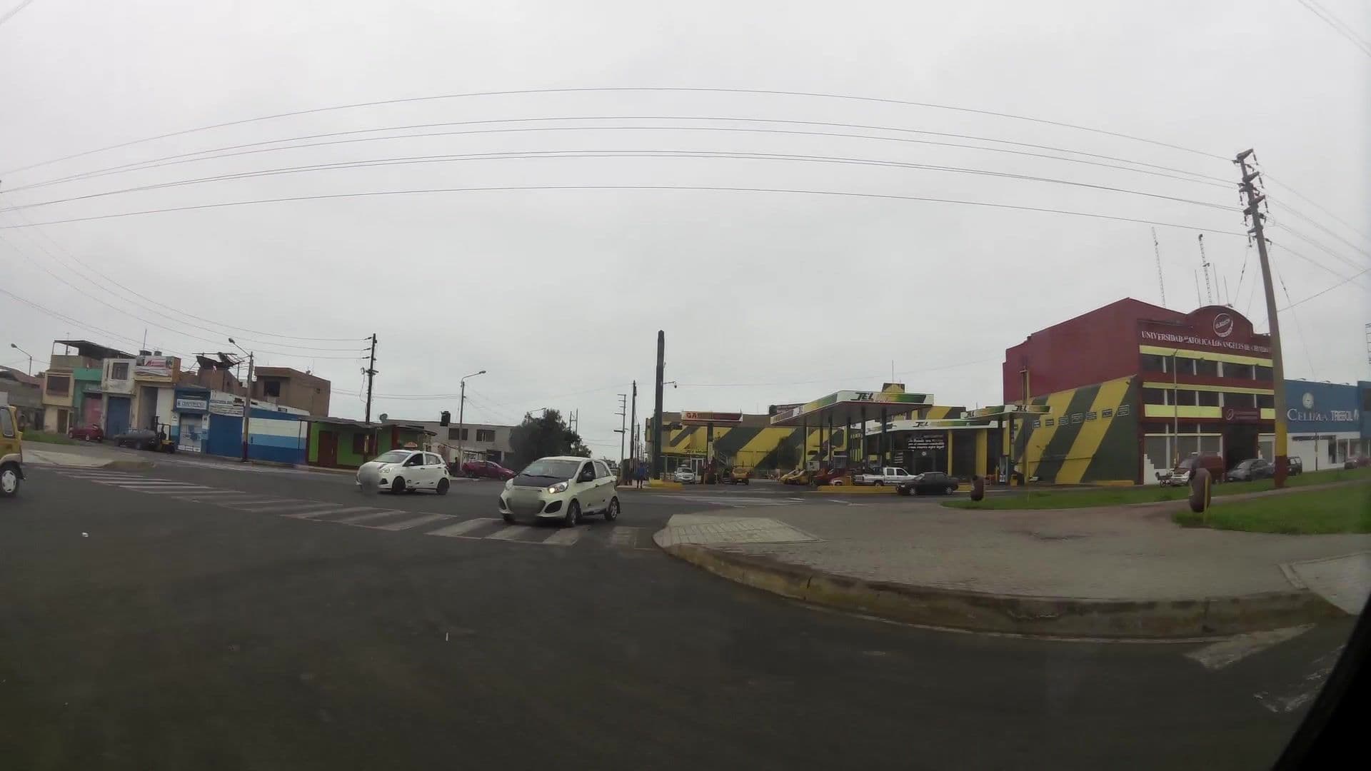 Street view near Hostal Eros, Chimbote — © kaartcam (CC BY-SA · Mapillary)