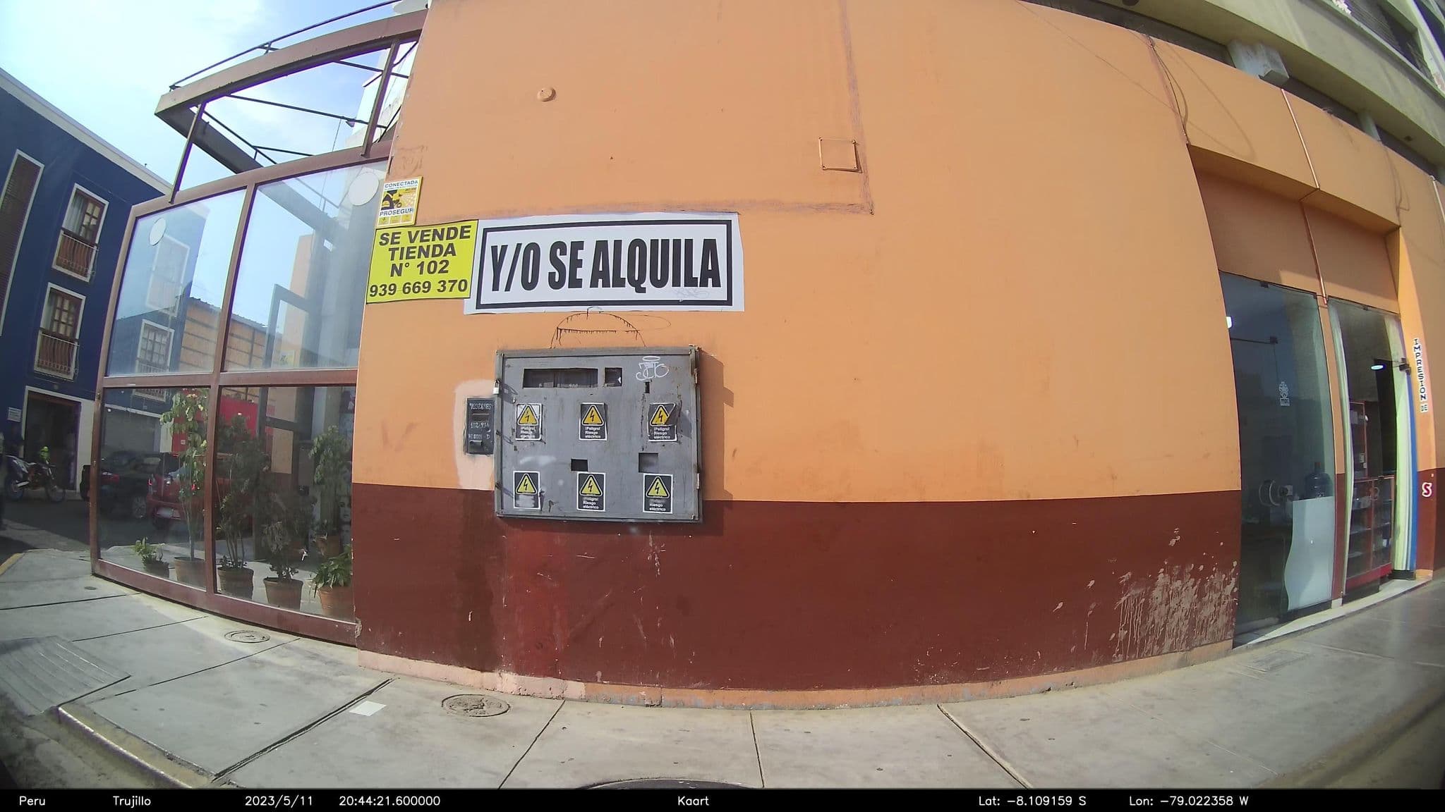 Street view near Maho Hotel, Trujillo — © kaart_2 (CC BY-SA · Mapillary)