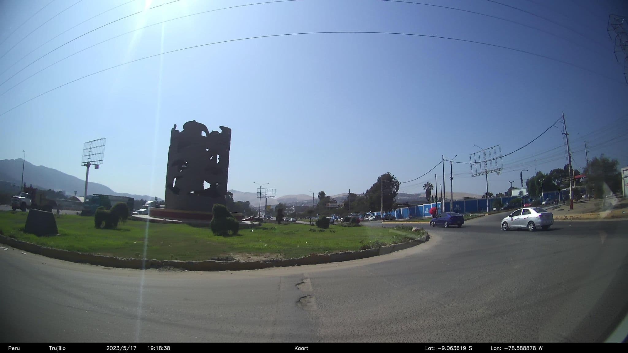 Street view near Hostal Chifa la Casona de Buenos Aires, Chimbote — © kaart_2 (CC BY-SA · Mapillary)