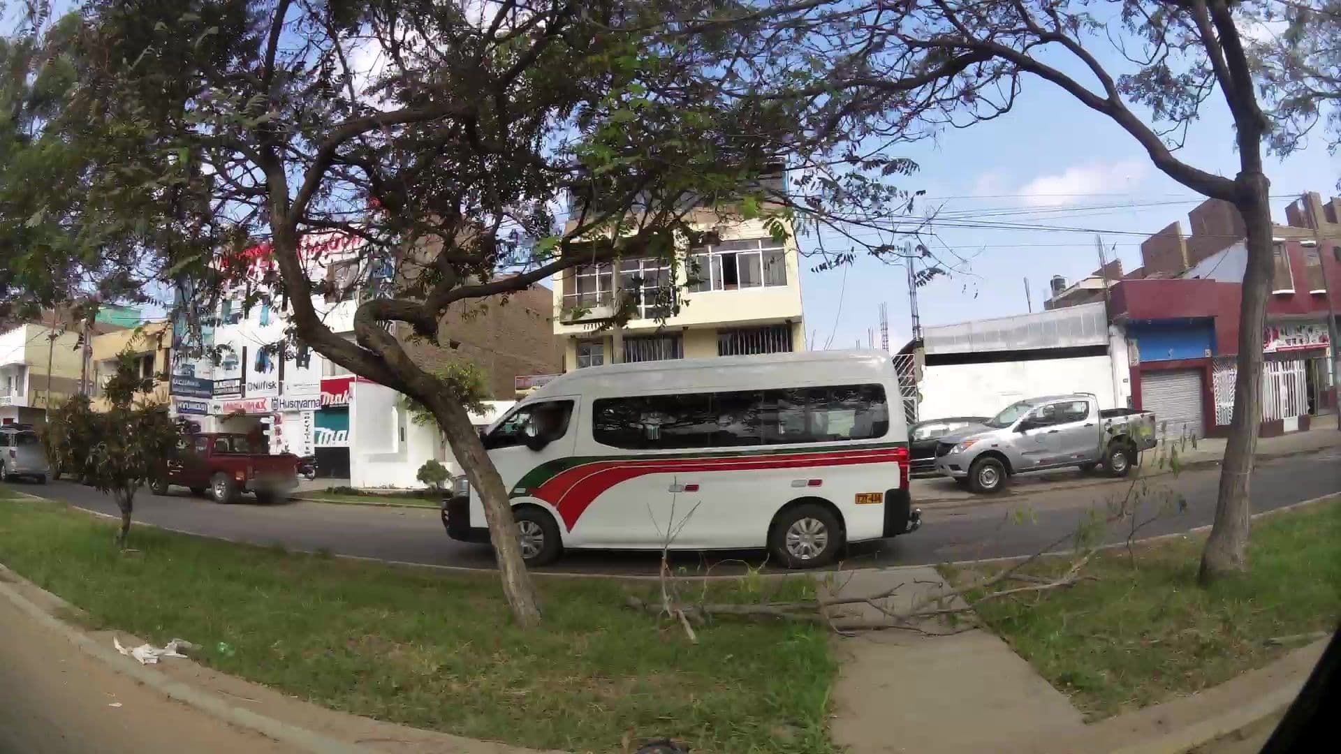 Street view near Hostal Las Condes, Trujillo — © kaartcam (CC BY-SA · Mapillary)