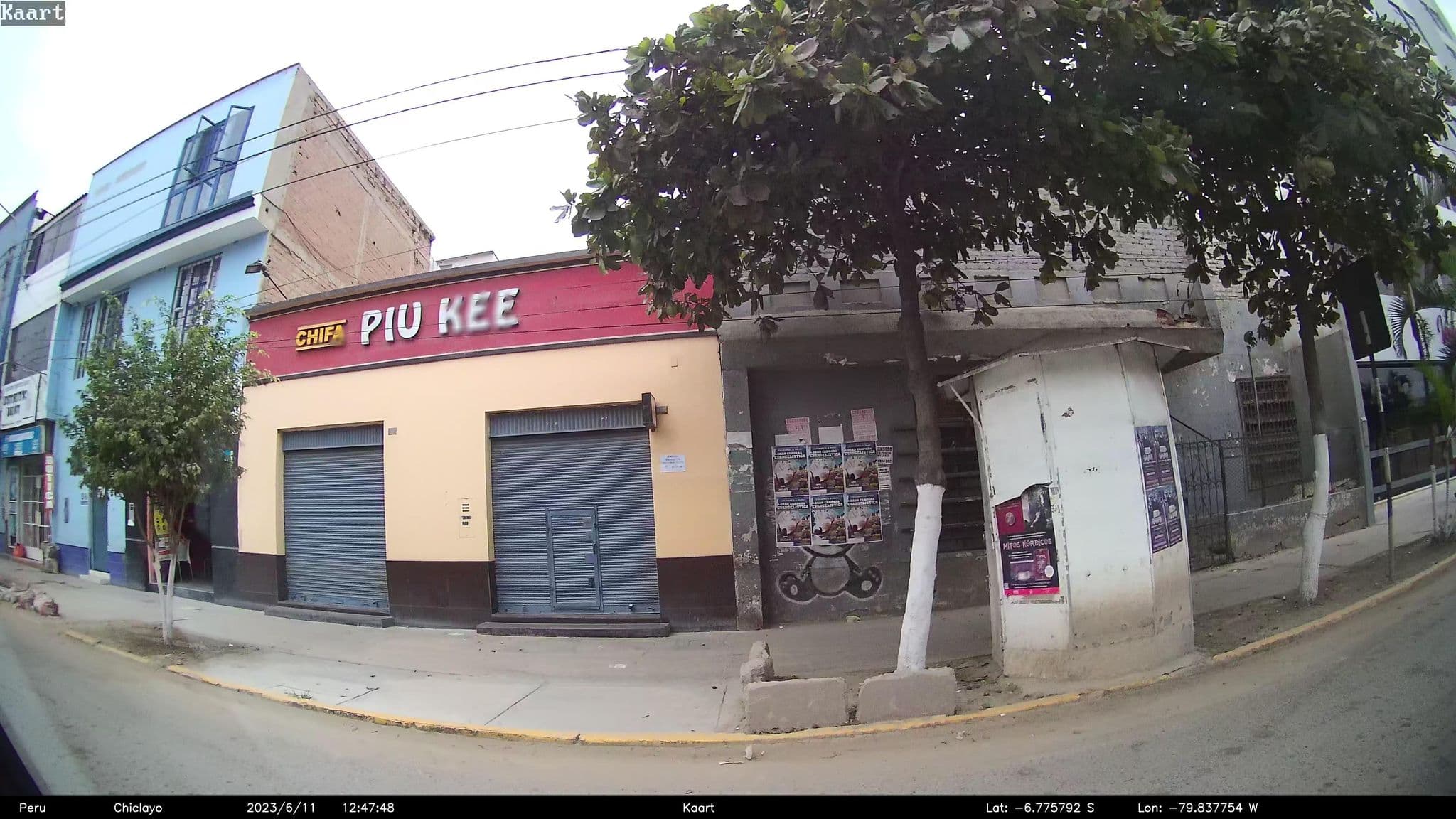 Street view near 613 Cuarto Garza Hotel, Chiclayo — © kaart_2 (CC BY-SA · Mapillary)