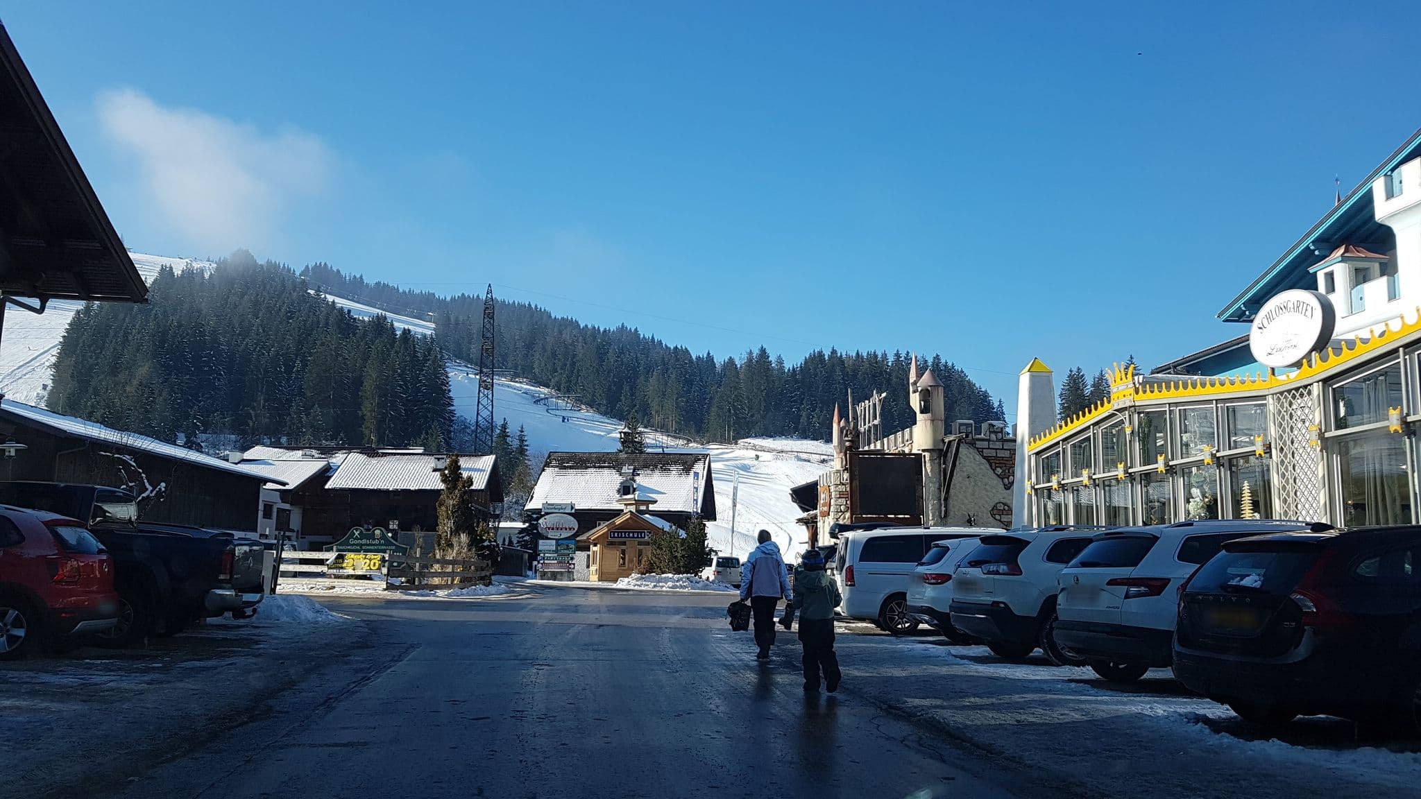Street view near Schlosshotel Lacknerhof, Altenmarkt im Pongau — © it_s_so_funny (CC BY-SA · Mapillary)