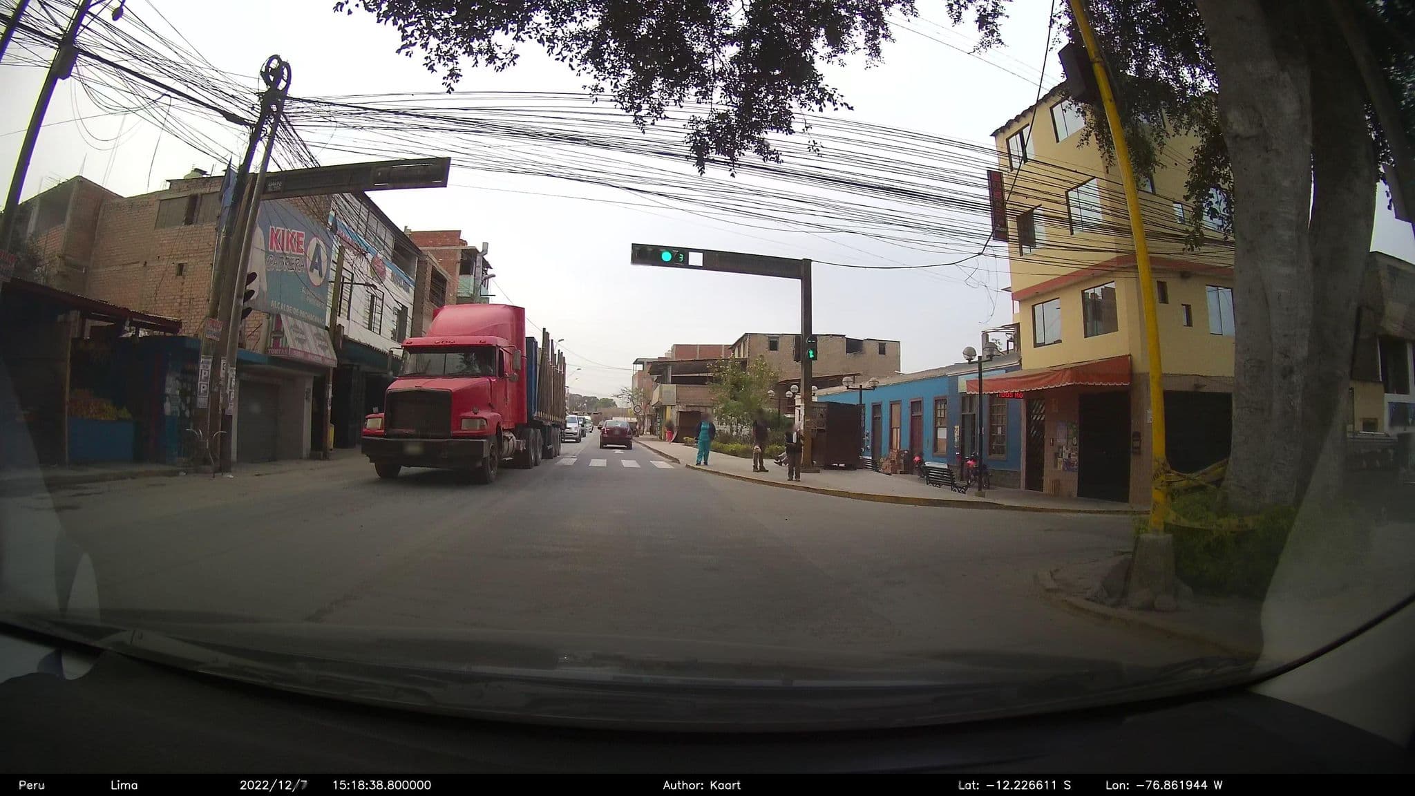 Street view near La Estación, Villa Poeta José Gálvez Barrenechea — © kaart5 (CC BY-SA · Mapillary)