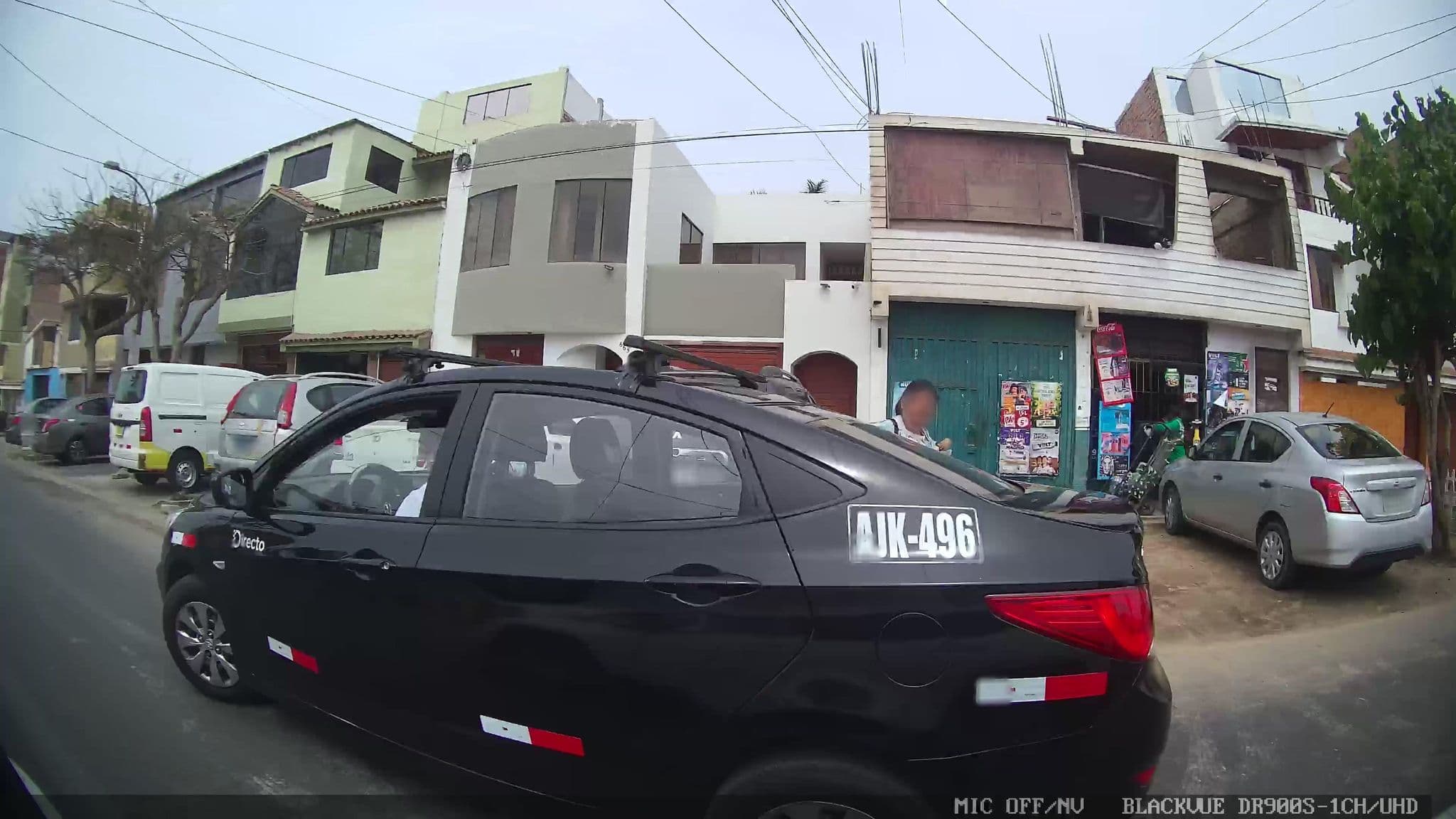Street view near Mundo Albergue La Perla, Carmen De La Legua Reynoso — © kaart_3 (CC BY-SA · Mapillary)