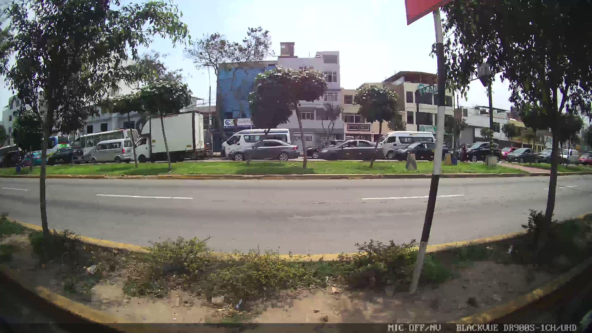 Street view near Hotel Limaq, Carmen De La Legua Reynoso — © kaart_1 (CC BY-SA · Mapillary)