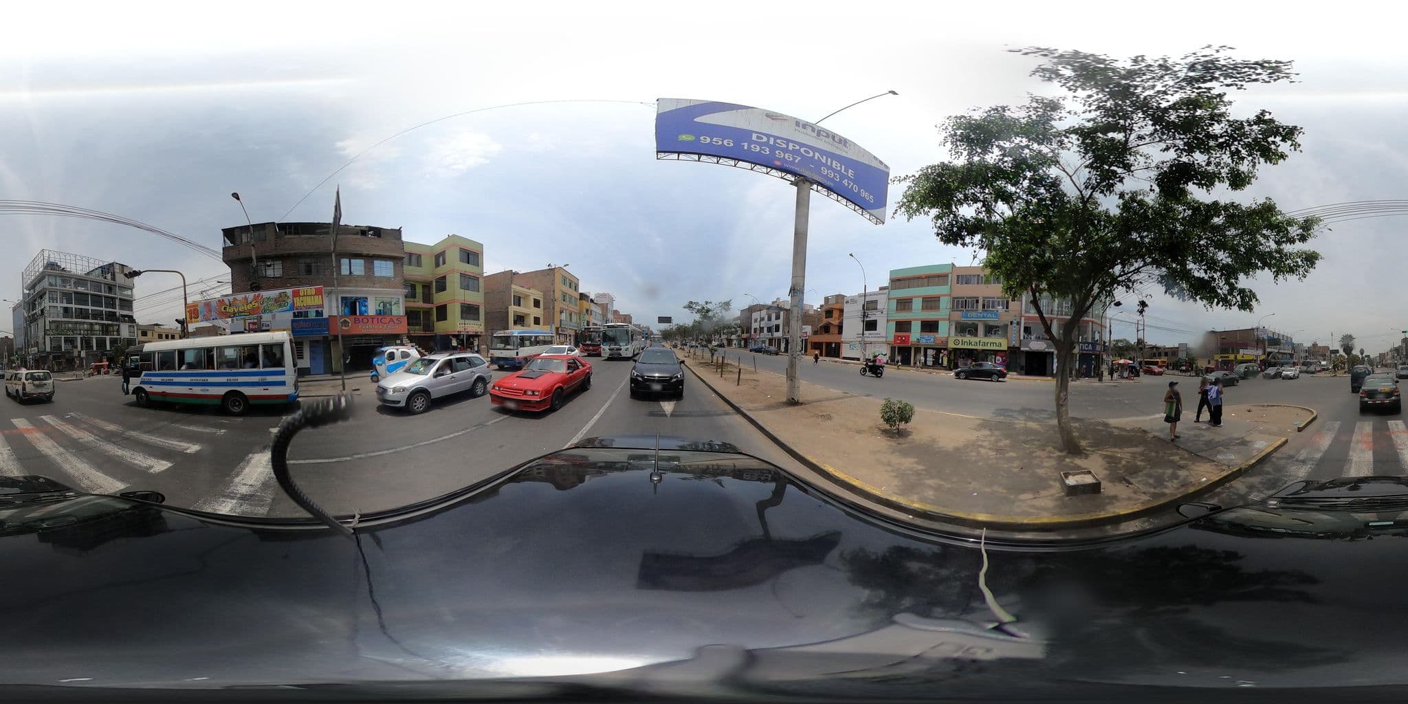Street view near Dijoni Hostal, Carmen De La Legua Reynoso — © kaart_2 (CC BY-SA · Mapillary)