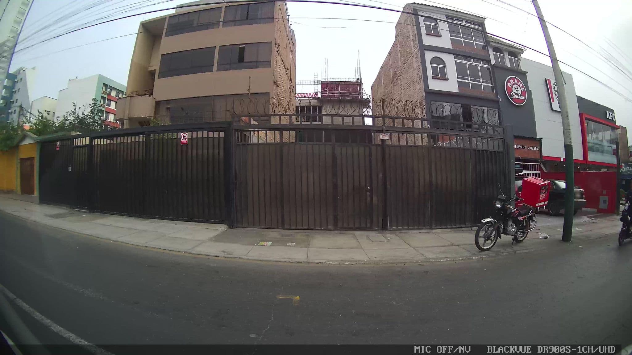 Street view near Casa Aika, Breña — © kaart_3 (CC BY-SA · Mapillary)