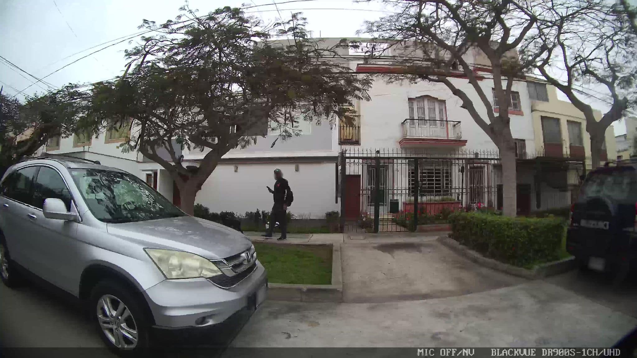 Street view near Hostal Residencial Gardens, San Isidro — © kaart_1 (CC BY-SA · Mapillary)