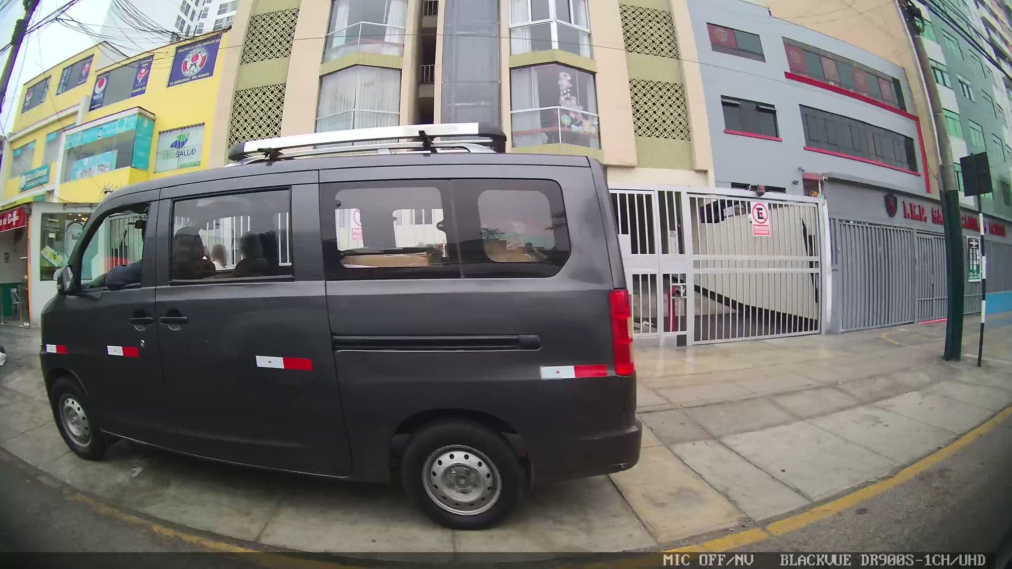 Street view near Guest House Hospedaje, San Isidro — © kaartcam (CC BY-SA · Mapillary)