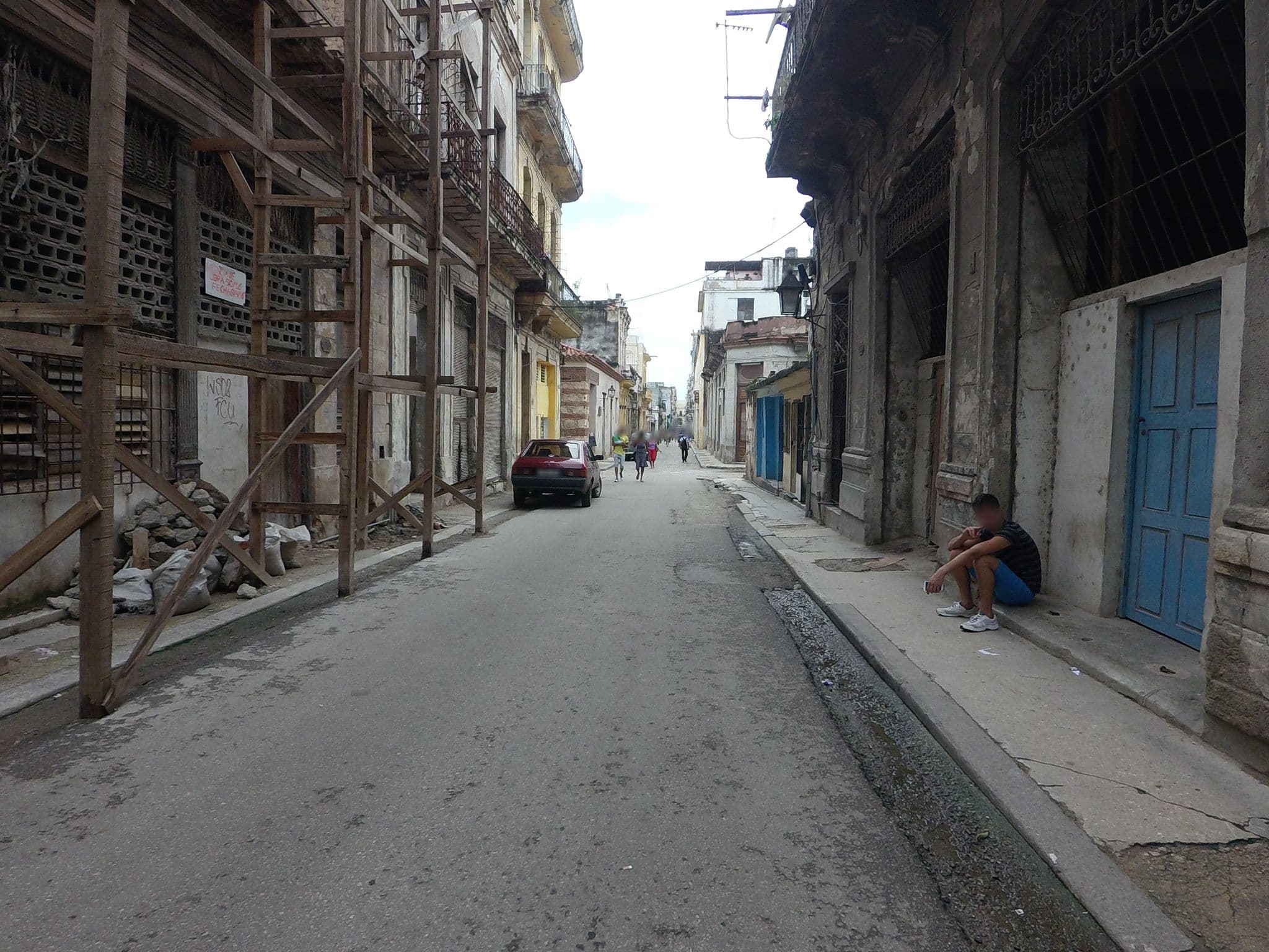 Street view near La Lore Habana, La Habana Vieja