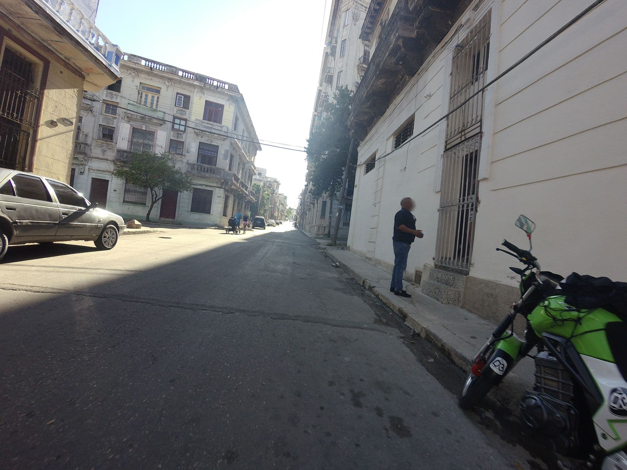 Street view near Apartamento Familiar Doña Eloisa, Havana