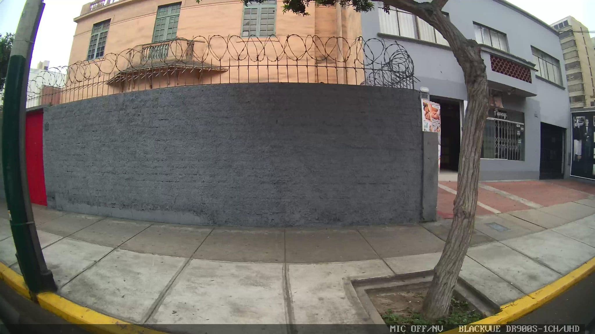 Street view near Thunderbird Gym, Miraflores — © kaartcam (CC BY-SA · Mapillary)