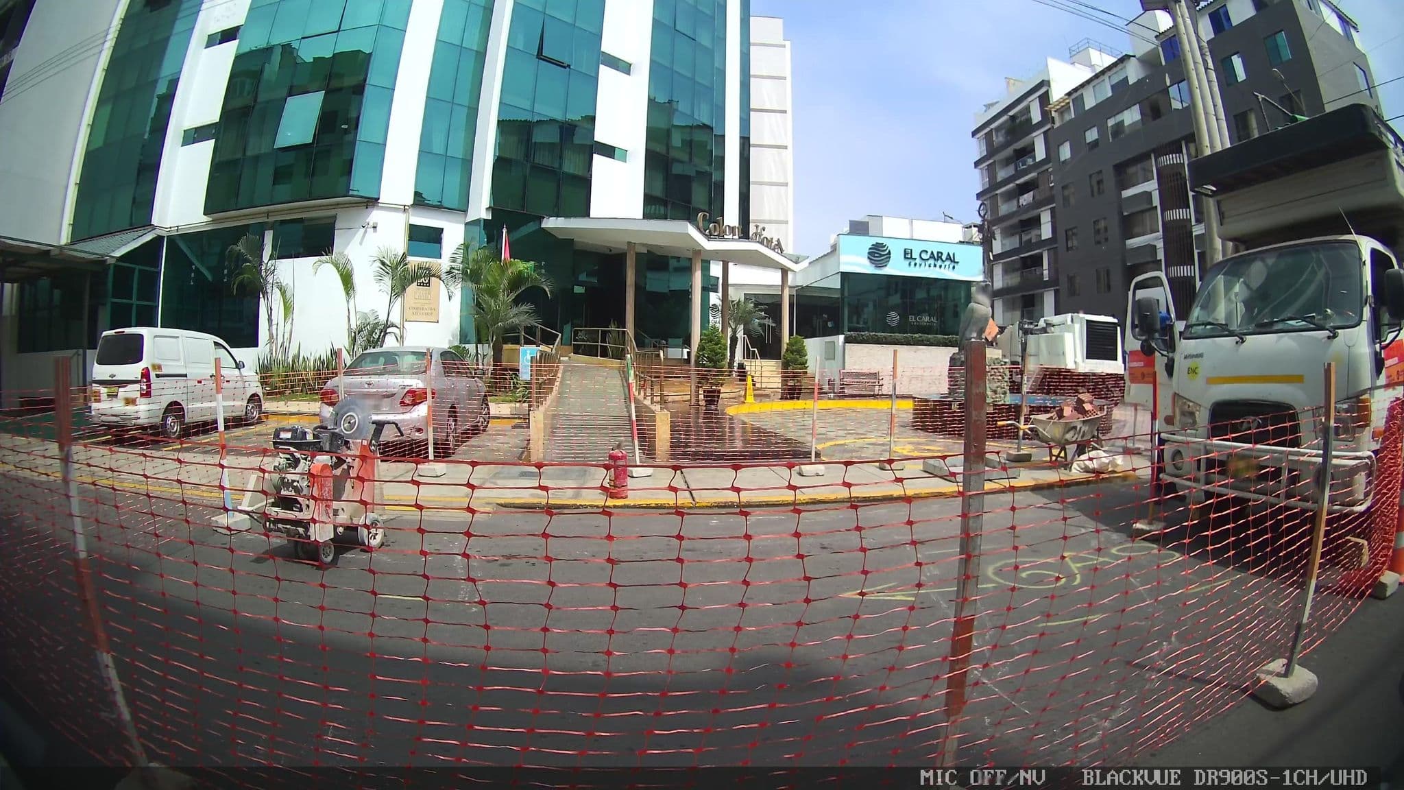 Street view near Colon Hotel, Miraflores — © kaartcam (CC BY-SA · Mapillary)