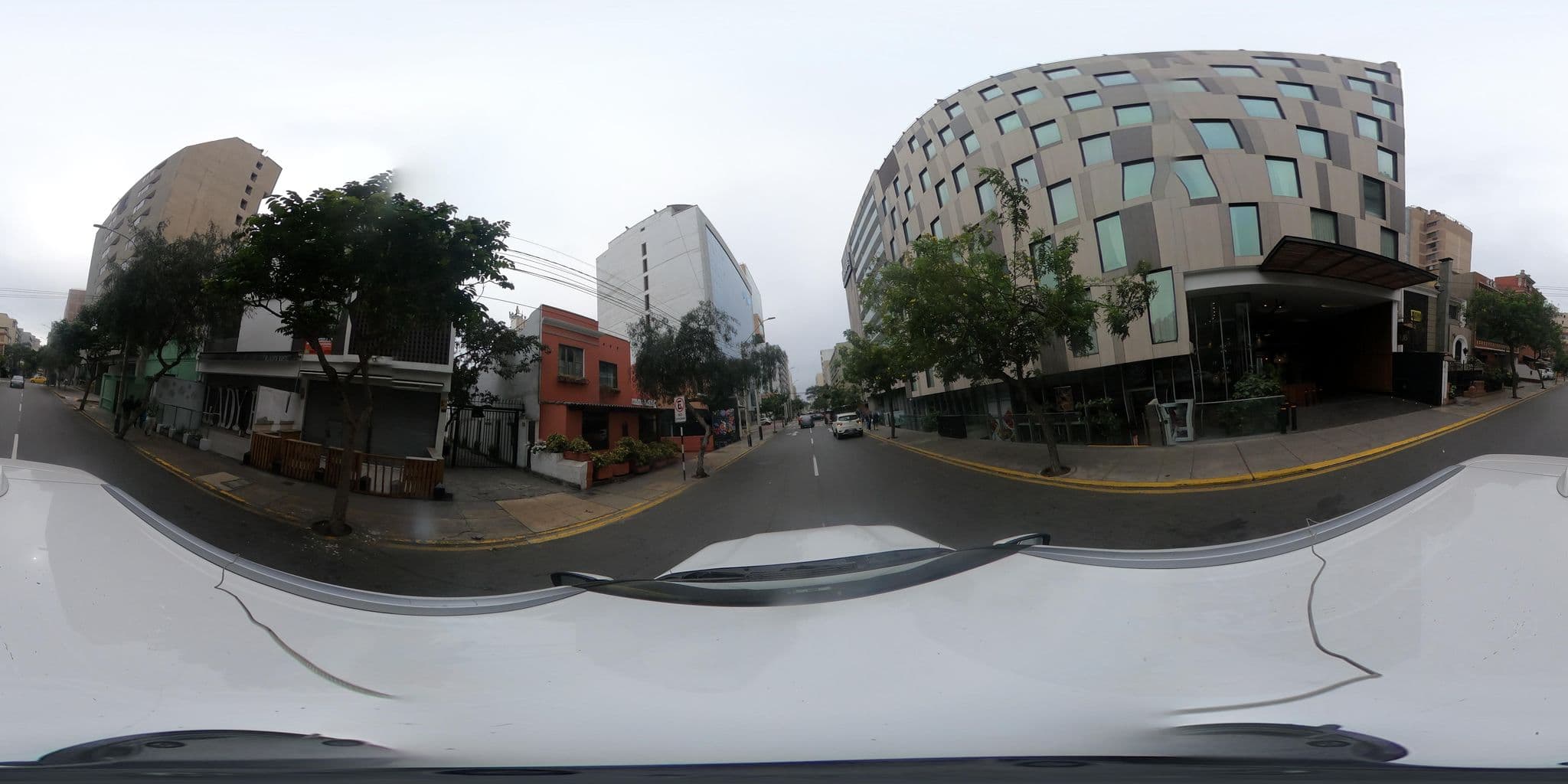 Street view near Hospedaje Trust Me, Miraflores — © kaart_360 (CC BY-SA · Mapillary)