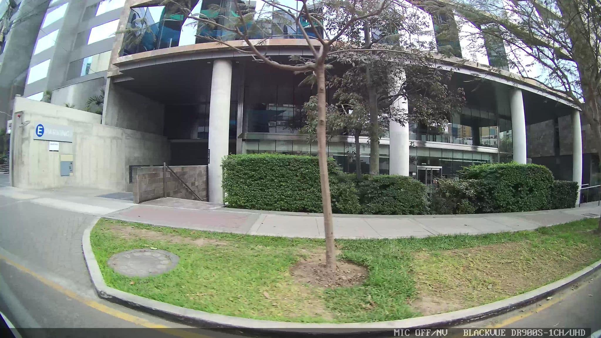 Street view near Los Tallanes Hotel & Suites, San Isidro — © kaart_3 (CC BY-SA · Mapillary)