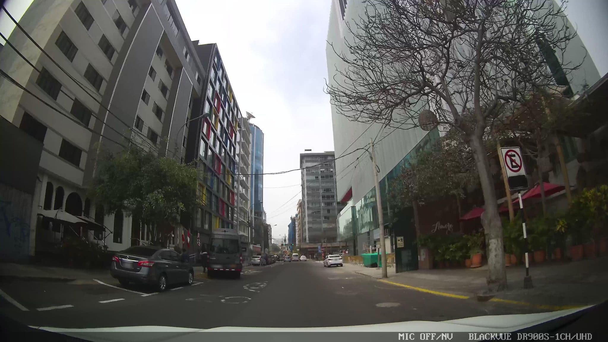 Street view near HOTEL Camel, Miraflores — © kaart_3 (CC BY-SA · Mapillary)