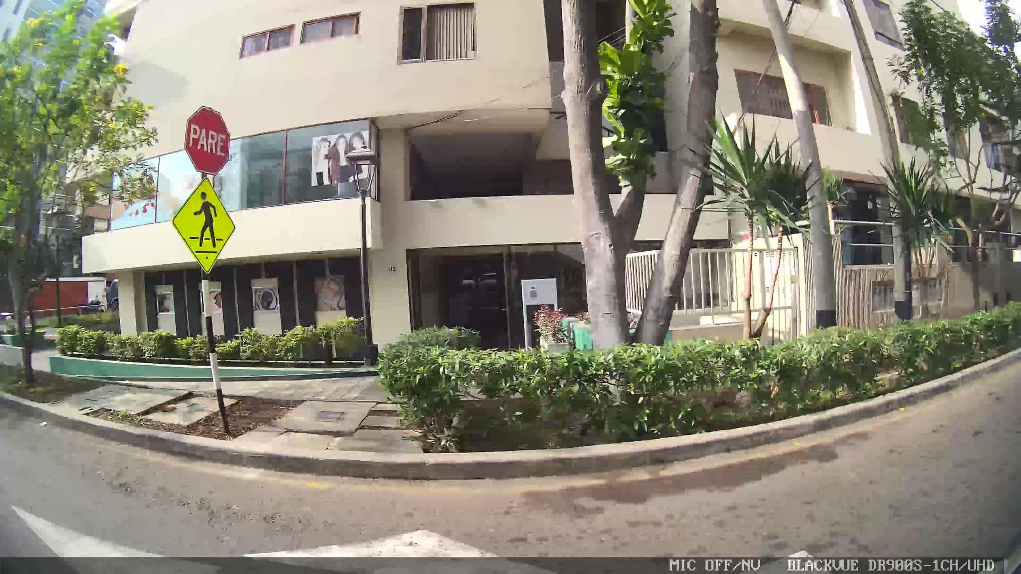 Street view near Manto Hotel Lima - MGallery Hotel Collection, San Isidro — © kaartcam (CC BY-SA · Mapillary)
