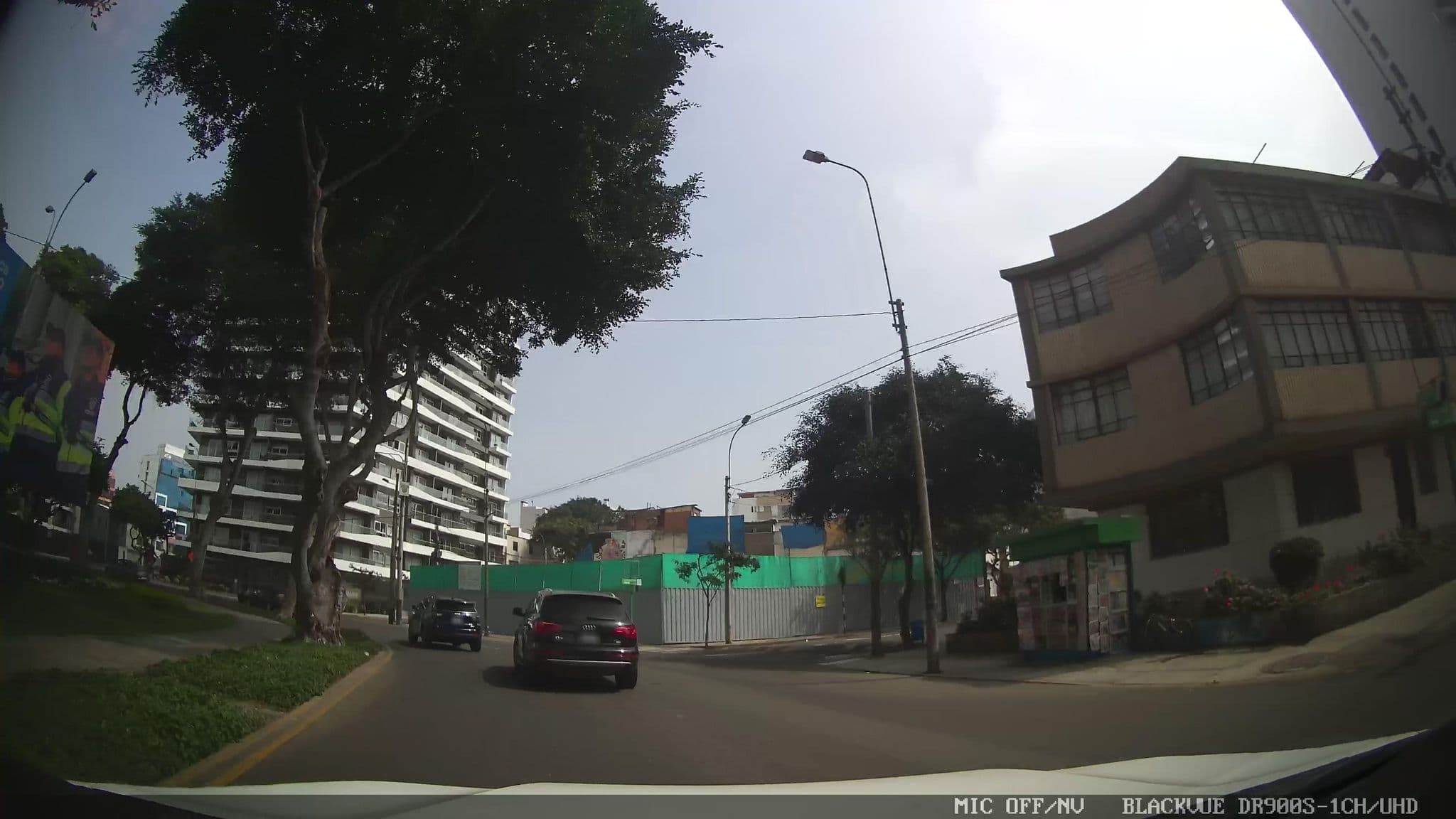 Street view near Nomade Backpackers Hostel, Miraflores — © kaart_3 (CC BY-SA · Mapillary)