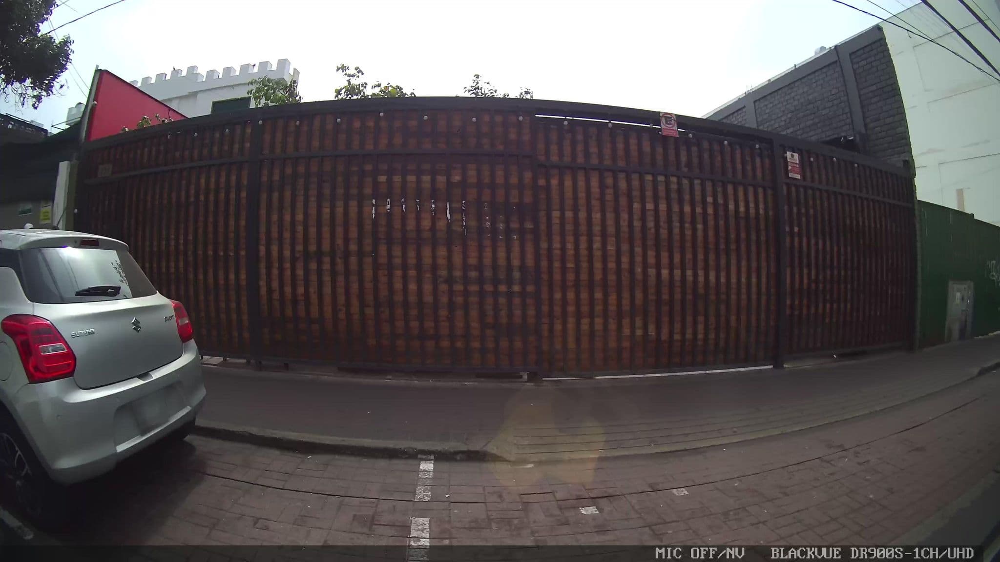 Street view near Hostel Bellavista, Miraflores — © kaartcam (CC BY-SA · Mapillary)