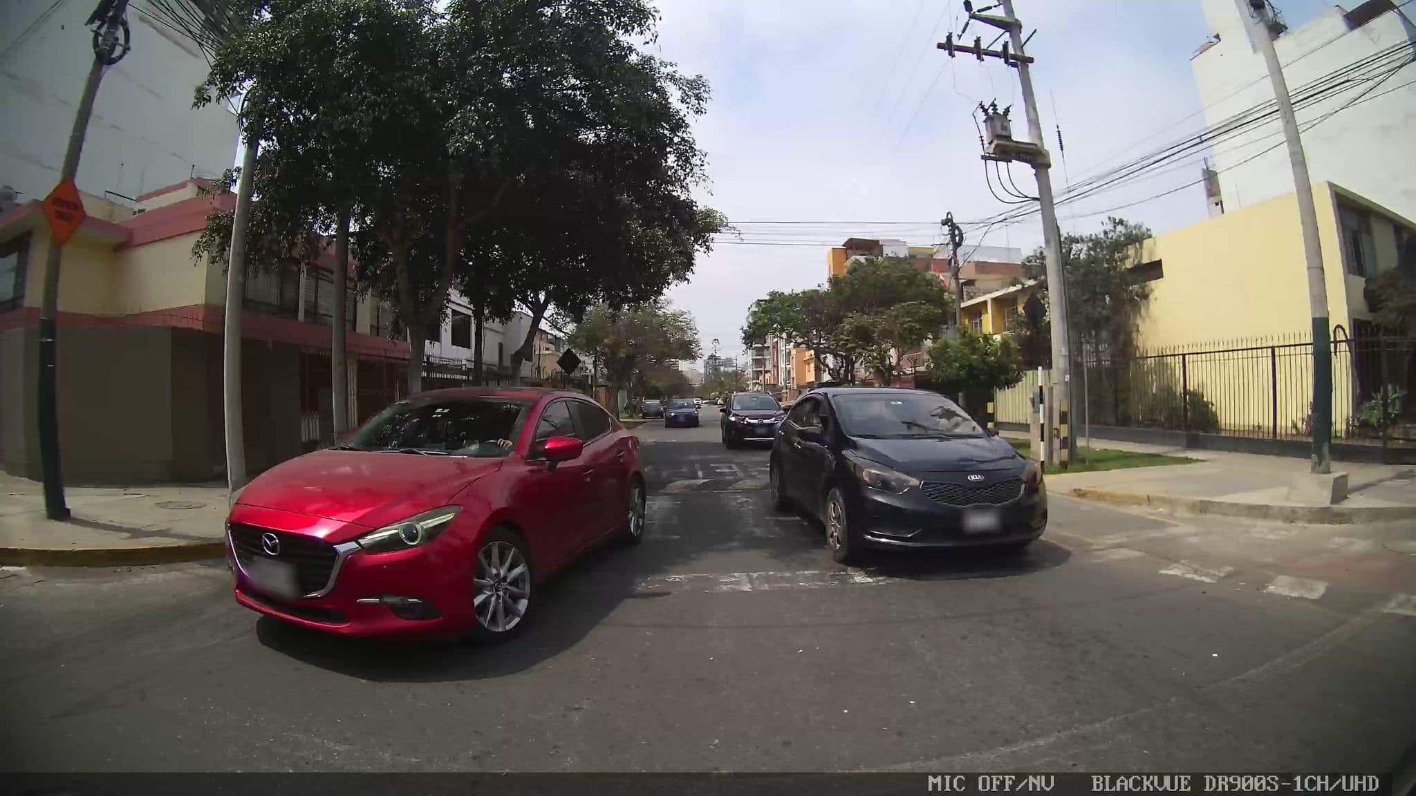 Street view near Hospedaje Aib, San Isidro — © kaartcam (CC BY-SA · Mapillary)