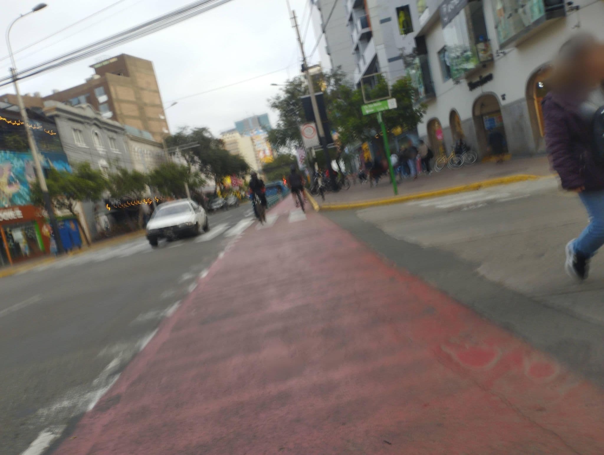 Street view near Casa San Martin, Miraflores — © francodamiani (CC BY-SA · Mapillary)