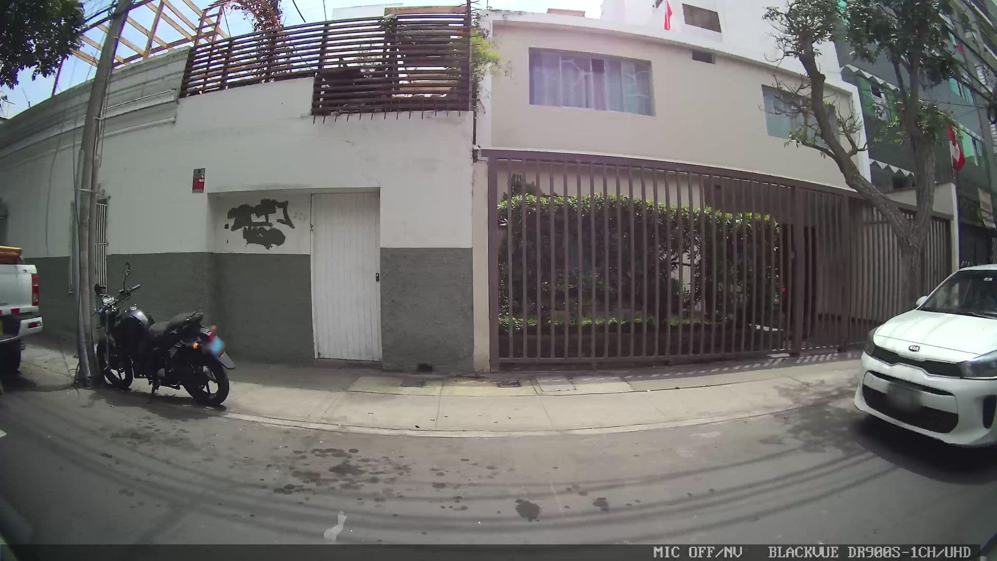 Street view near Condor's House, Miraflores — © kaartcam (CC BY-SA · Mapillary)