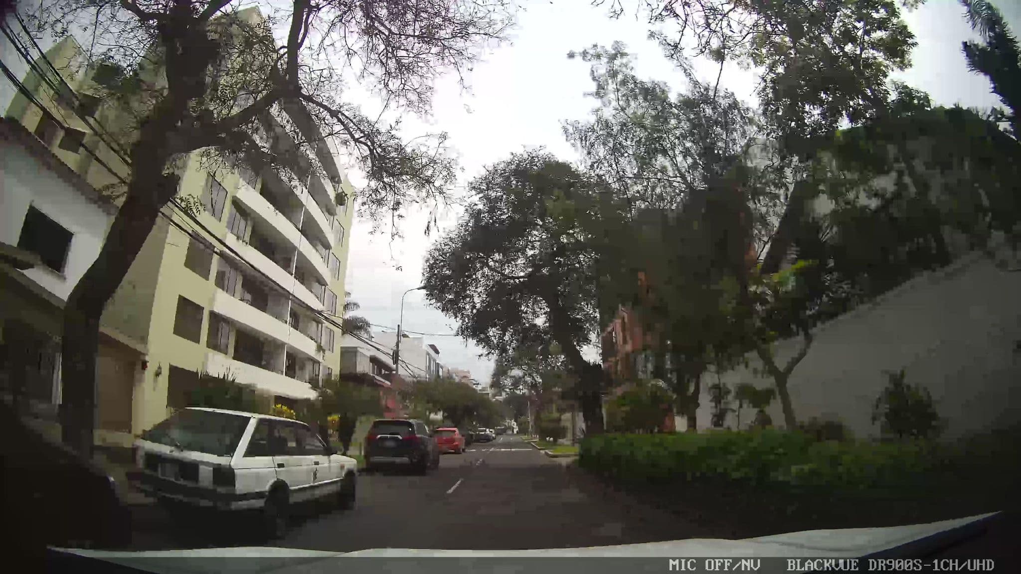 Street view near waca vasi, Miraflores — © kaart_3 (CC BY-SA · Mapillary)