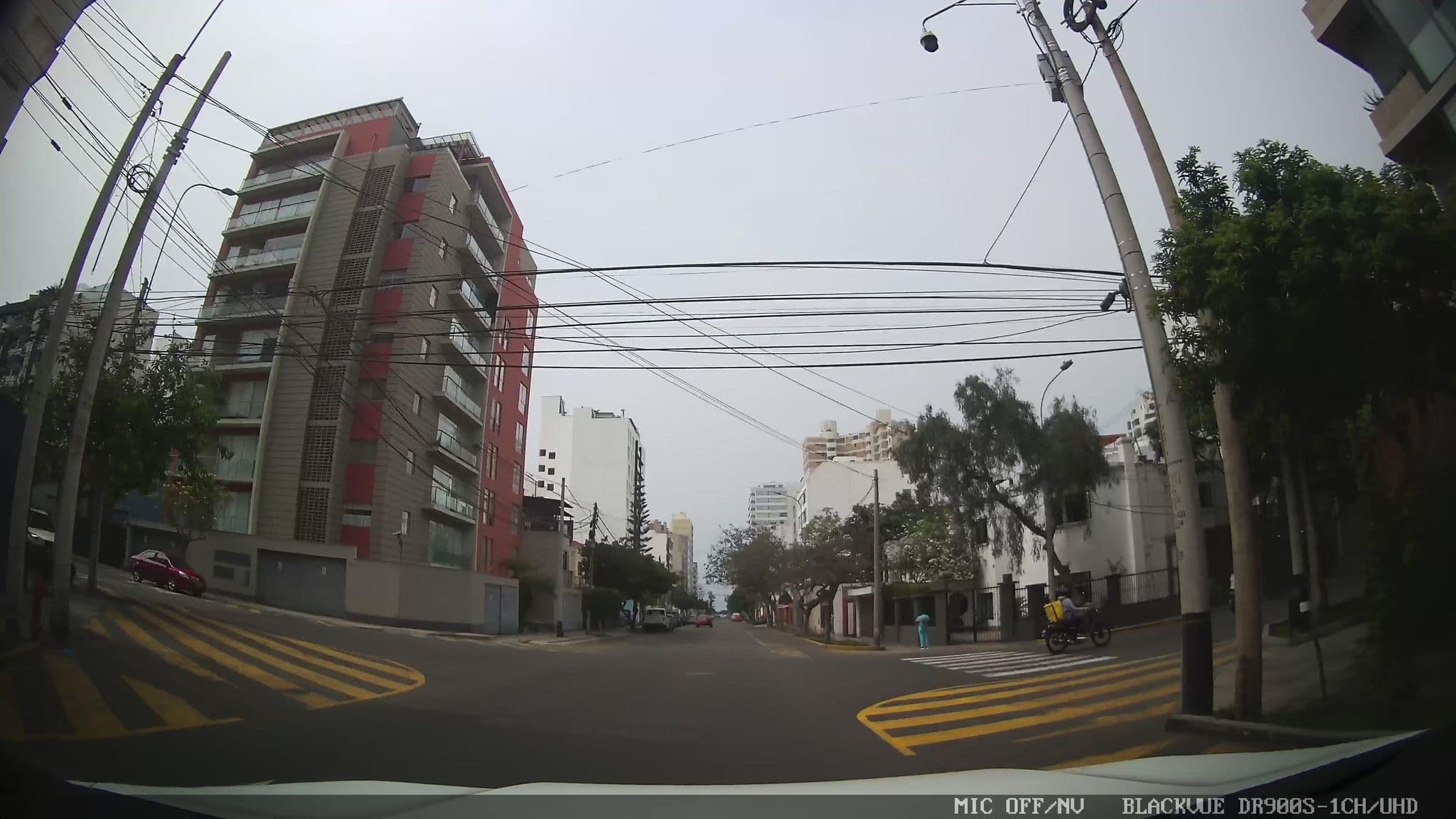 Street view near The Lot Hotel Boutique, Miraflores — © kaart_3 (CC BY-SA · Mapillary)