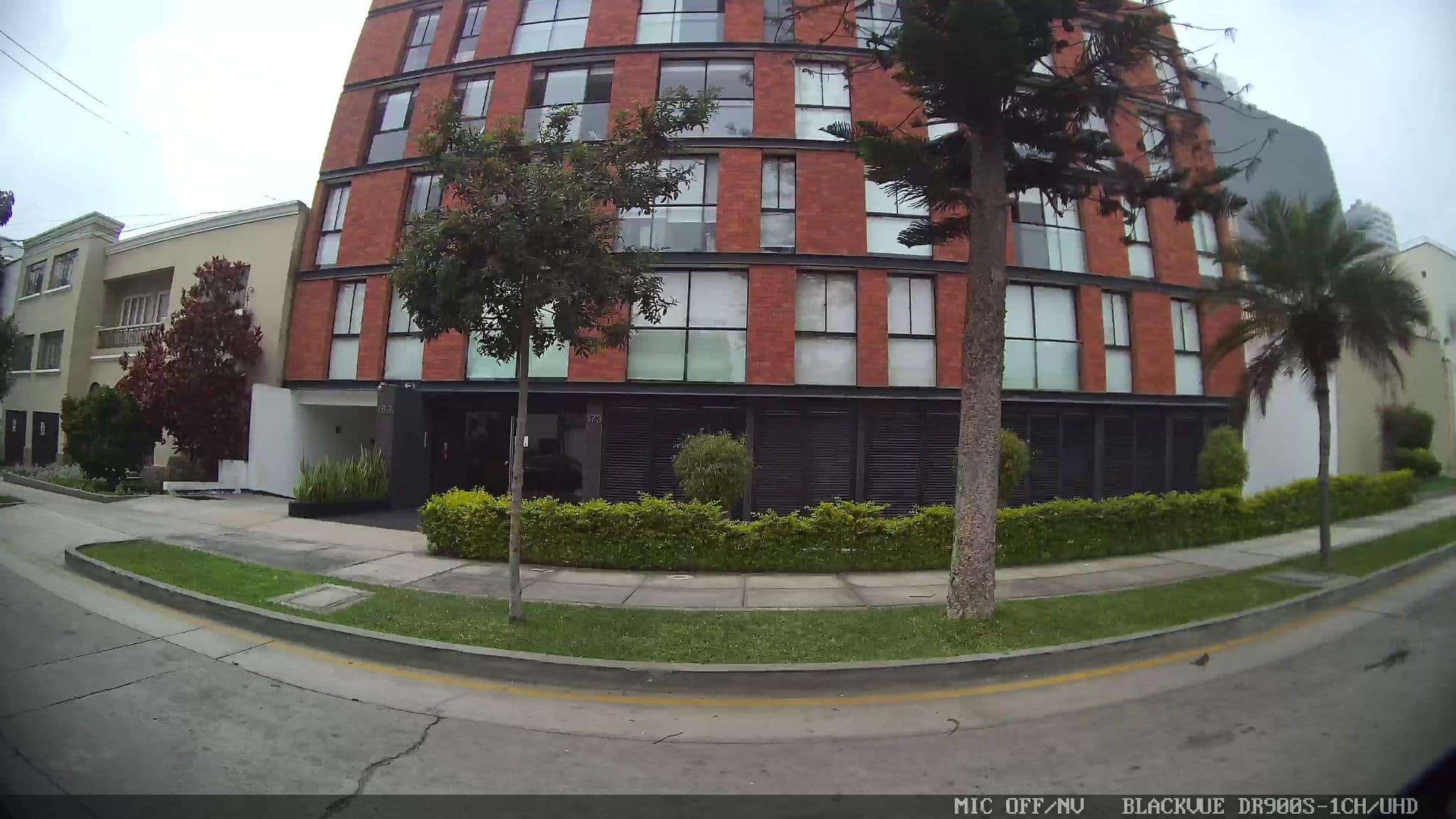 Street view near Tq3 Corporate Travel, San Isidro — © kaart_1 (CC BY-SA · Mapillary)