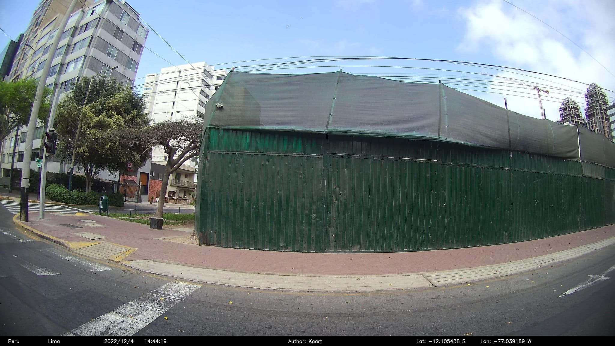 Street view near Suites Plaza Las Flores, San Isidro — © kaart5 (CC BY-SA · Mapillary)