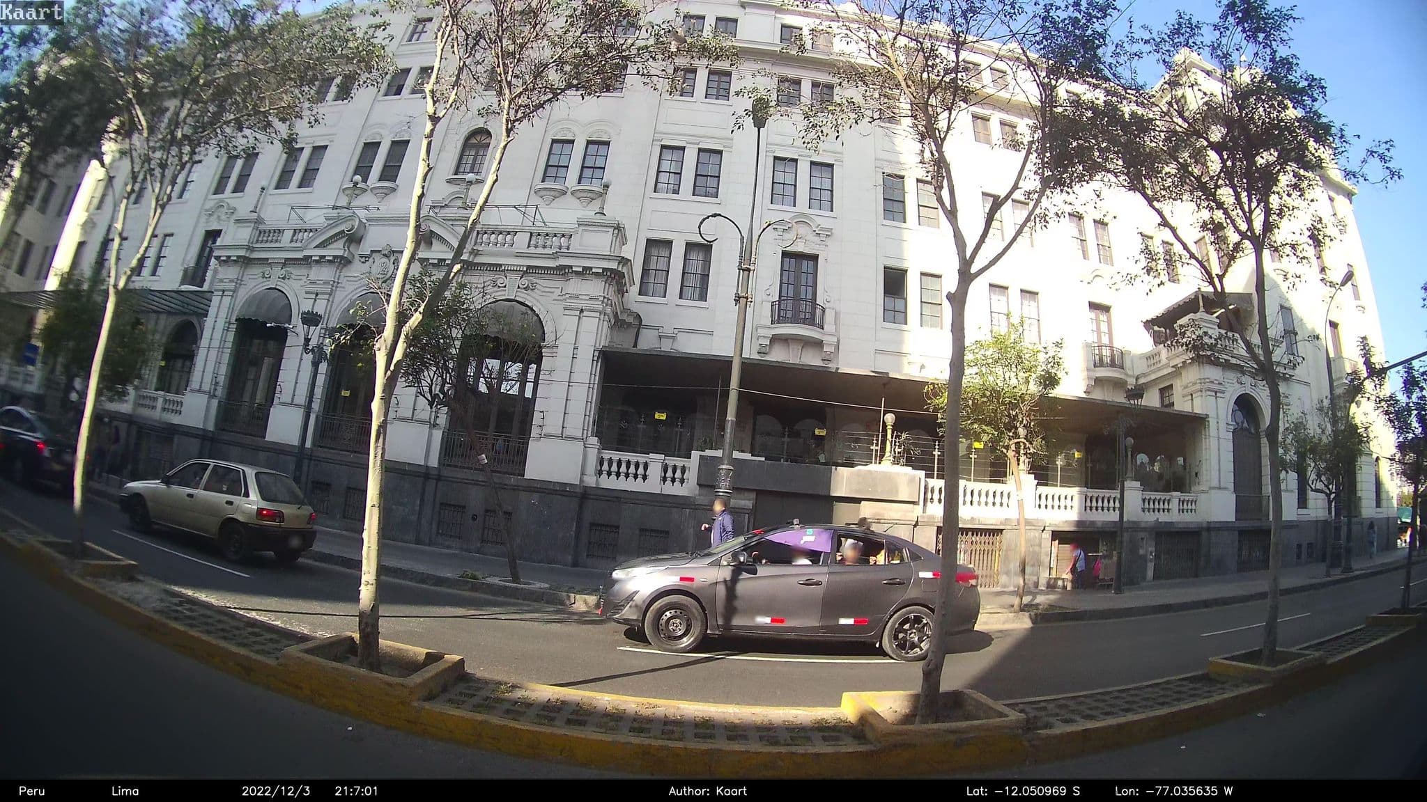 Street view near Hostal san Martín, Lima — © kaart_2 (CC BY-SA · Mapillary)