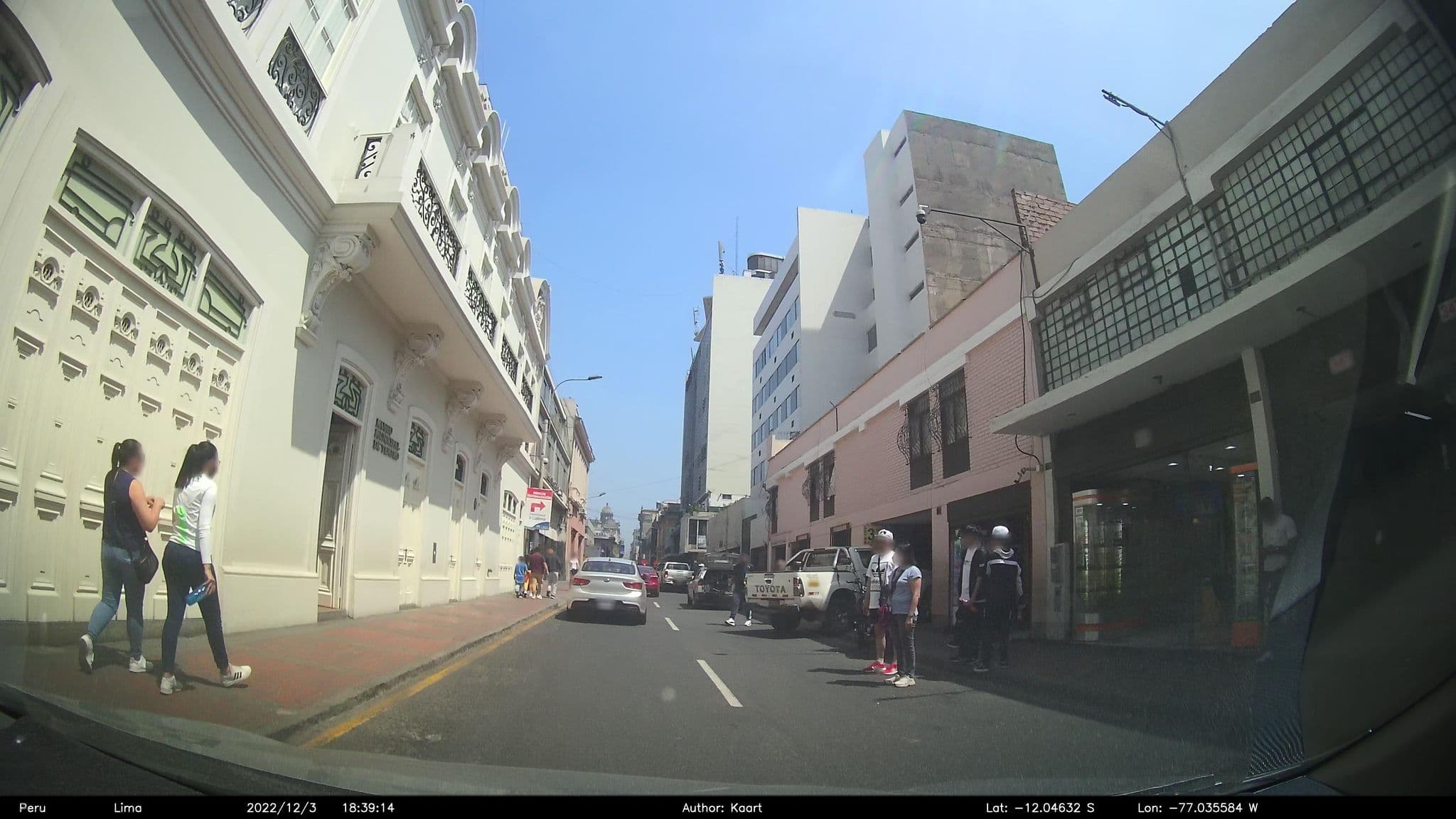 Street view near Haladino, Lima — © kaart_2 (CC BY-SA · Mapillary)