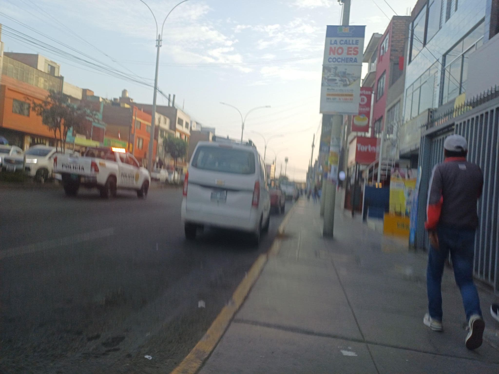 Street view near Hotel Habich, Breña — © yonatanejb (CC BY-SA · Mapillary)