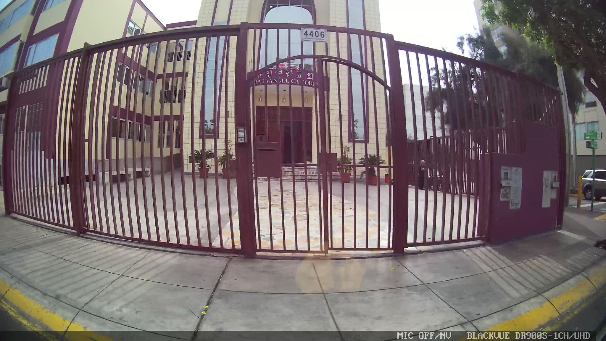 Street view near Business Hotel’s, Miraflores — © kaartcam (CC BY-SA · Mapillary)