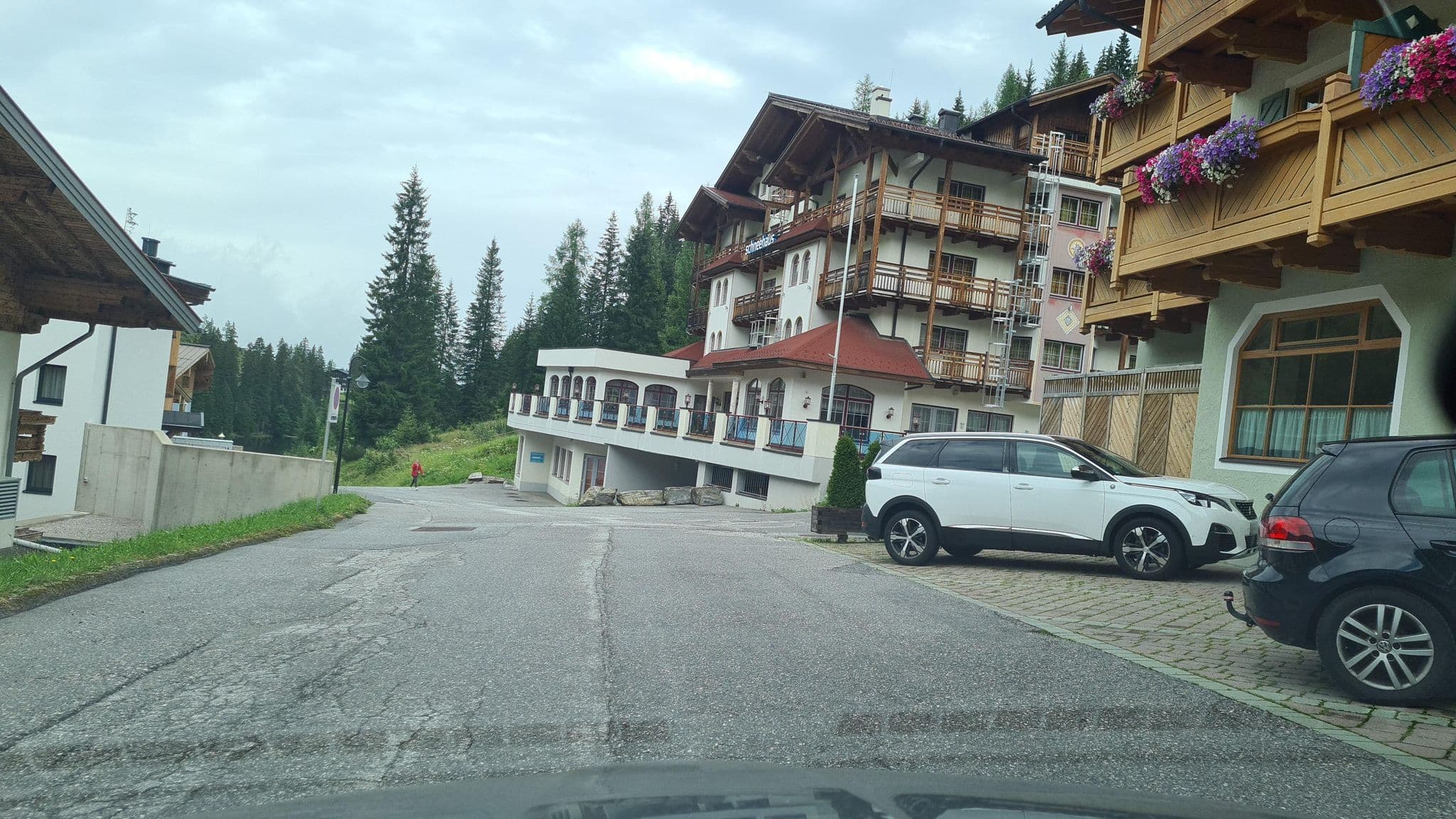 Street view near Hotel Sportalm, Radstadt — © schermy_at (CC BY-SA · Mapillary)