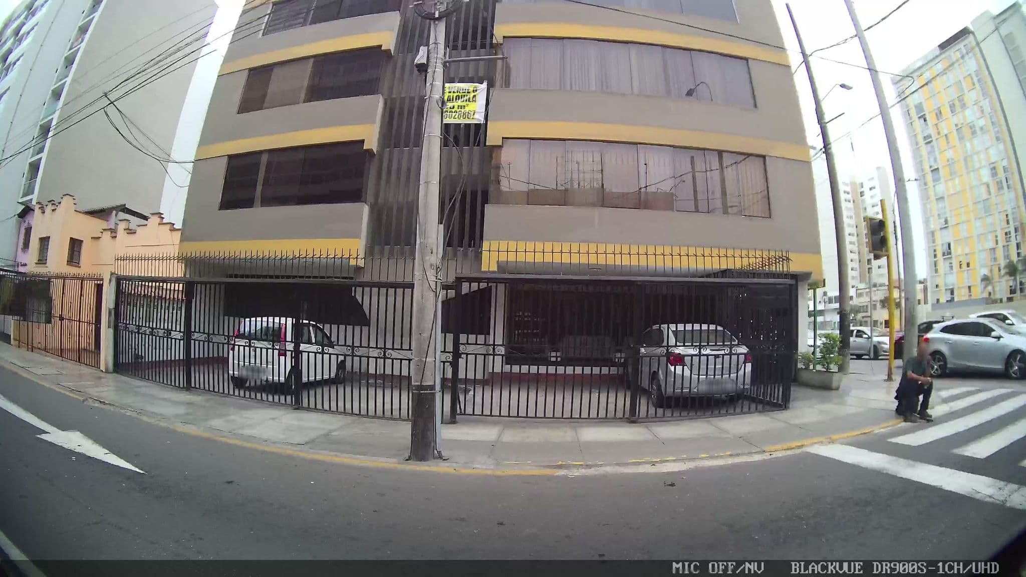 Street view near 2w Apartments, Miraflores — © kaart_1 (CC BY-SA · Mapillary)