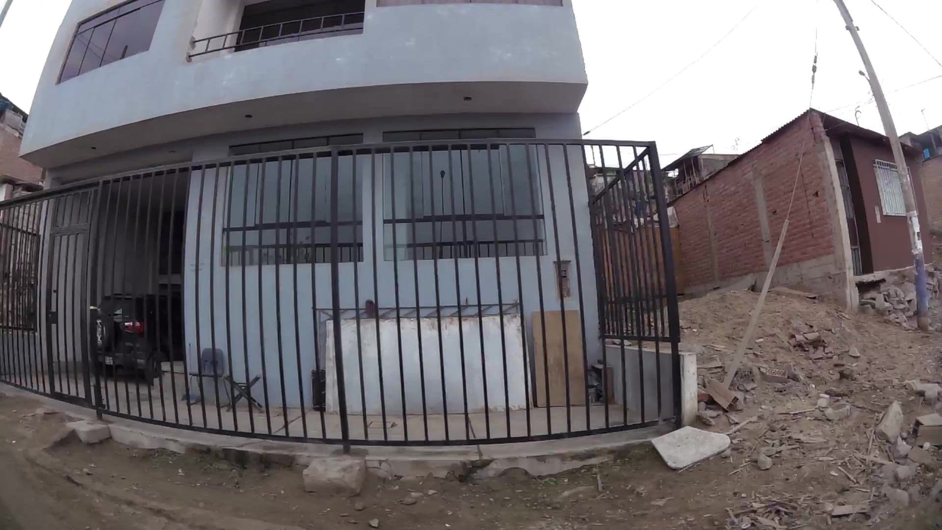 Street view near Golden House Hostal, Villa Poeta José Gálvez Barrenechea — © kaartcam (CC BY-SA · Mapillary)