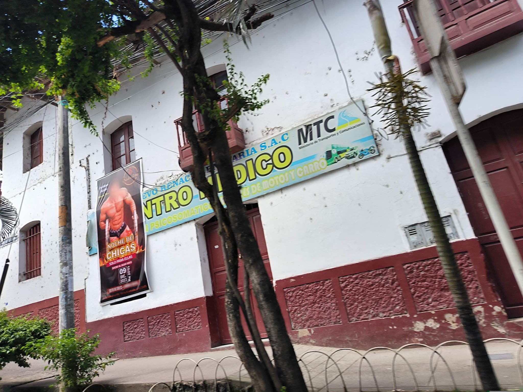 Street view near Hotel Alto Urubamba, Quillabamba — © johnarupire (CC BY-SA · Mapillary)