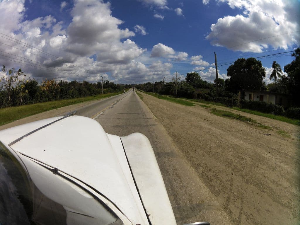 Street view near Casa de Michel, Holguín