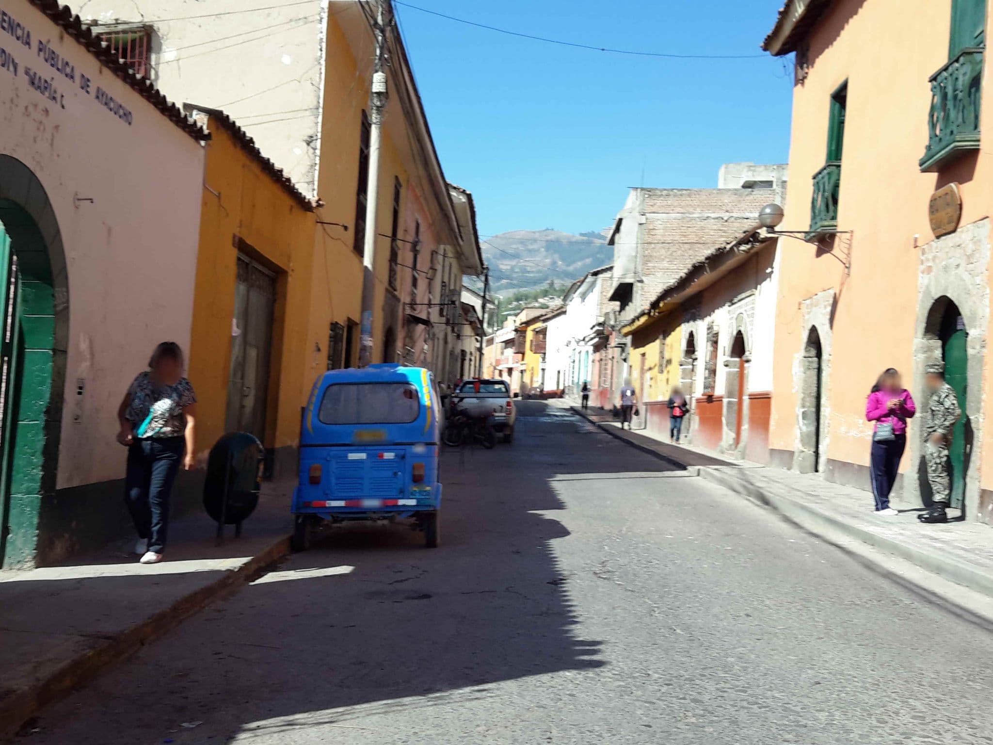 Street view near Altipacha Ayacucho Hotel, Ayacucho — © karitotp (CC BY-SA · Mapillary)