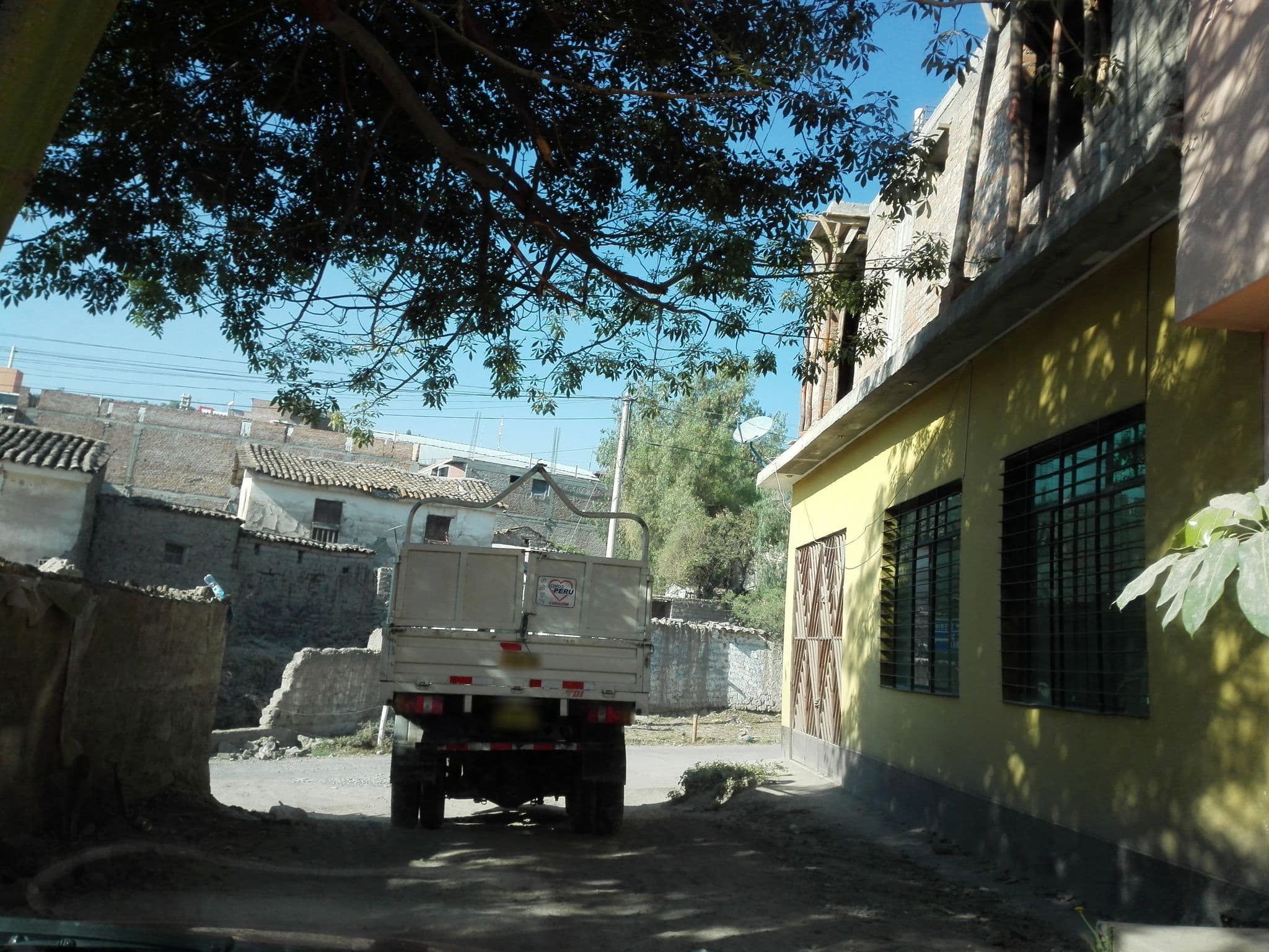 Street view near Sumaq Wari Hotel, Ayacucho — © rub21 (CC BY-SA · Mapillary)