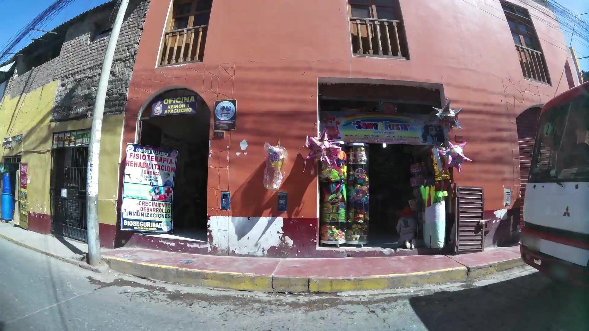 Street view near Restaurant el Galeon de Oro, Ayacucho — © kaartcam (CC BY-SA · Mapillary)