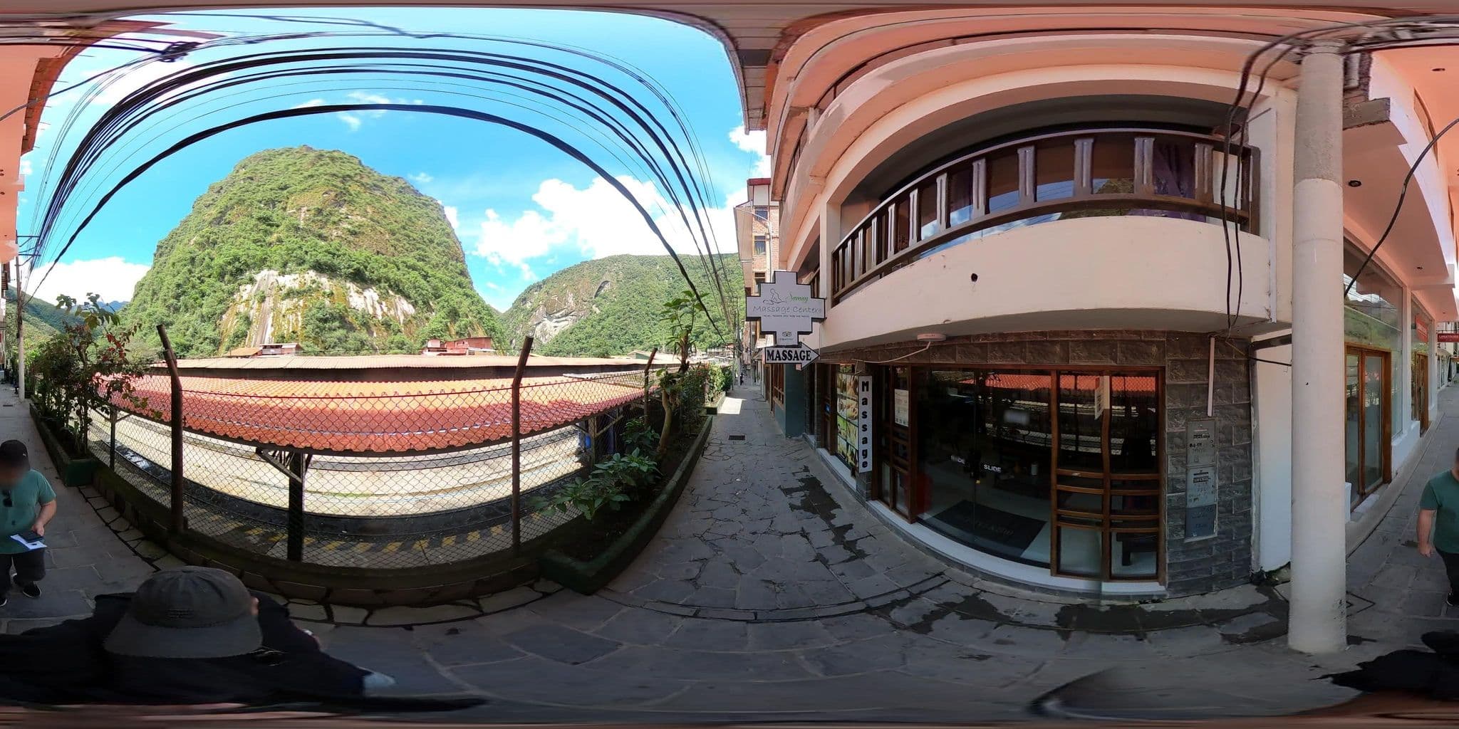 Street view near Mapi Gardens B&B, Machupicchu — © jaderbavaresco (CC BY-SA · Mapillary)