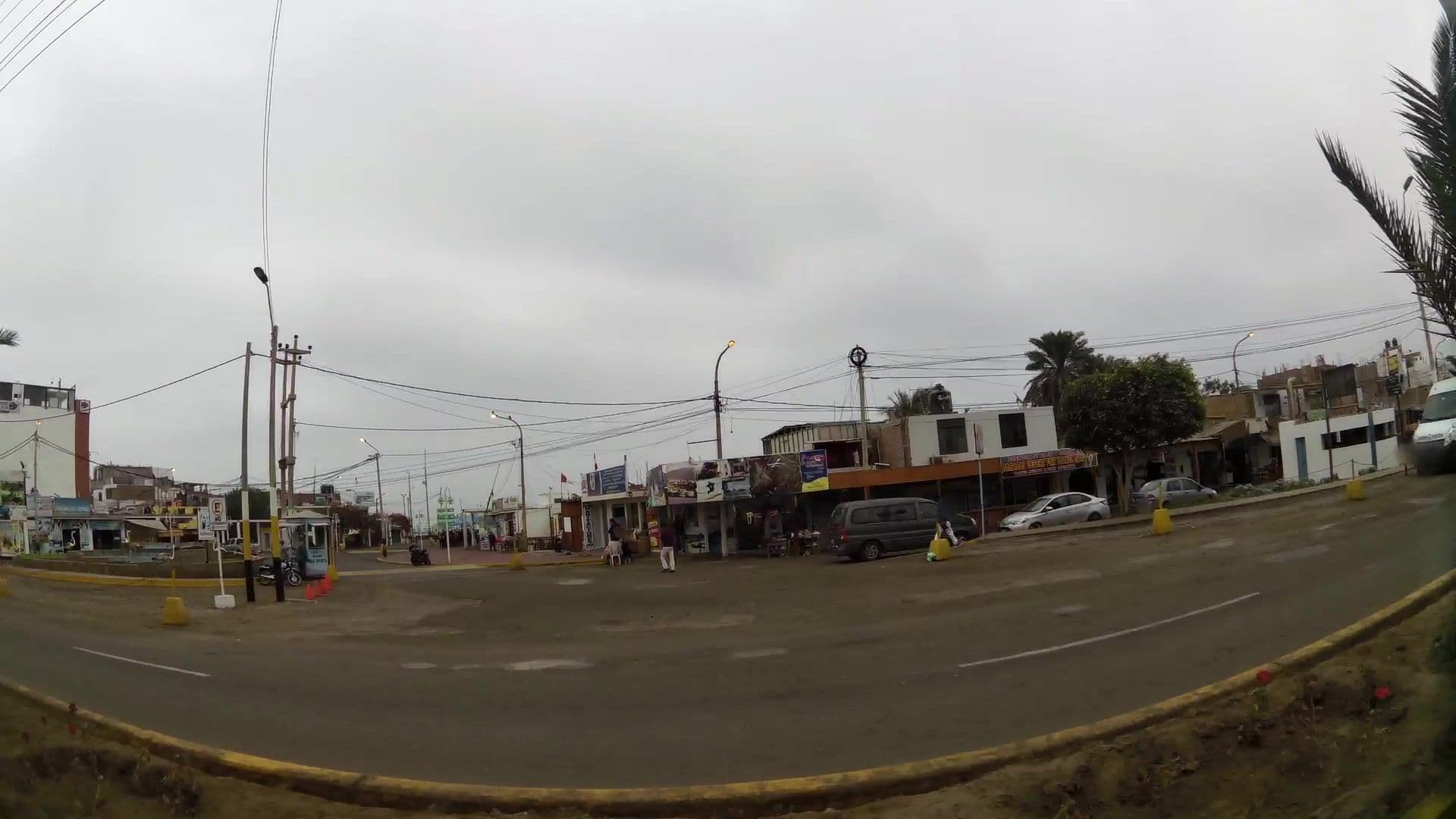 Street view near El Obelisco, Paracas — © kaartcam (CC BY-SA · Mapillary)