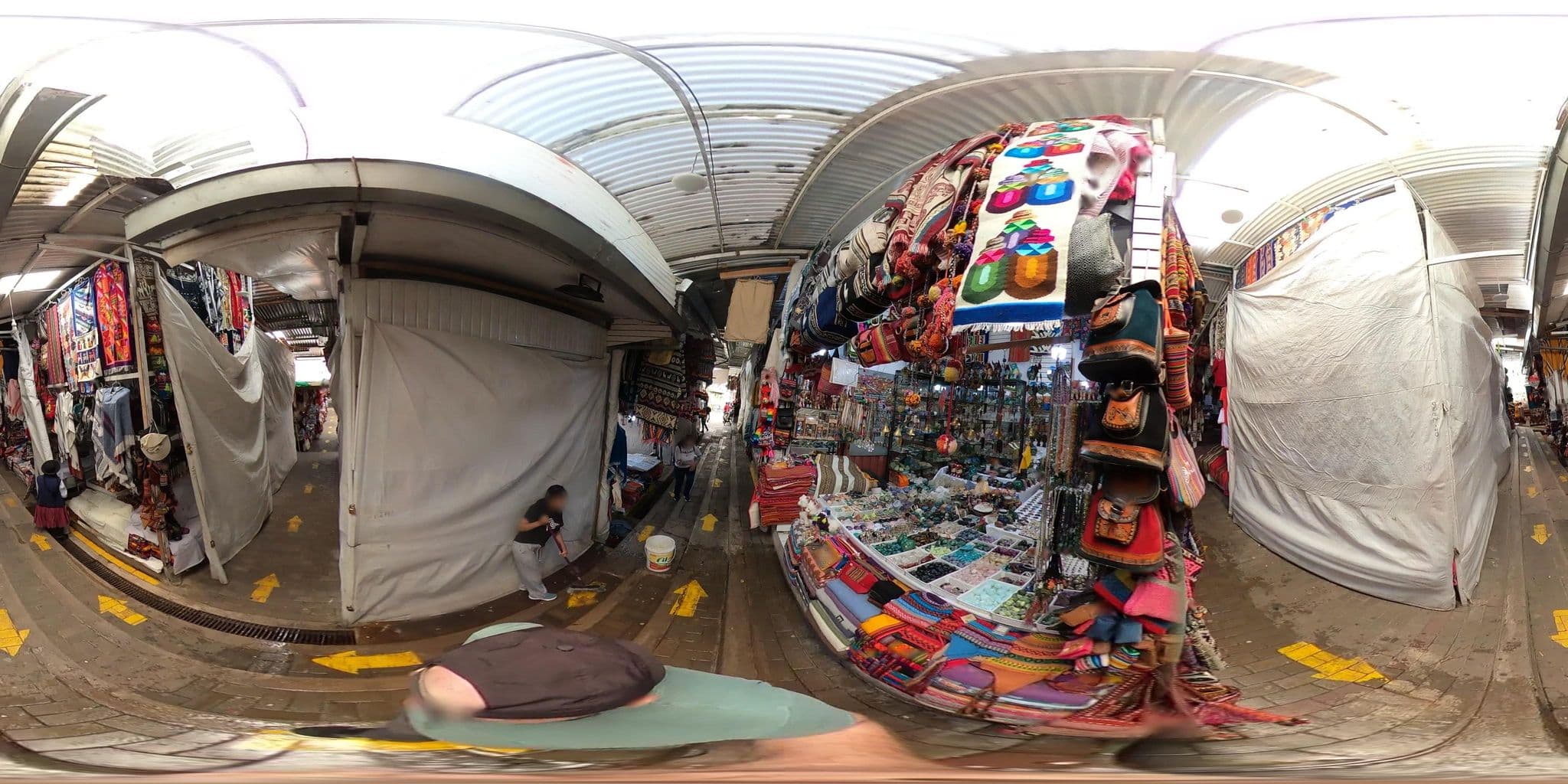 Street view near hostel, Machupicchu — © jaderbavaresco (CC BY-SA · Mapillary)