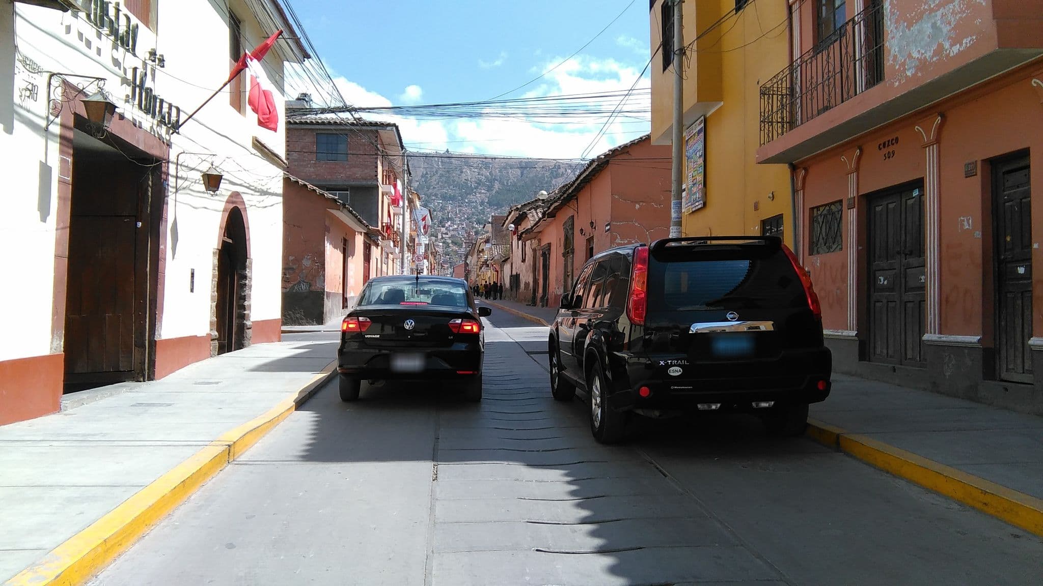 Street view near Hotel Florida, Ayacucho — © ediyess (CC BY-SA · Mapillary)