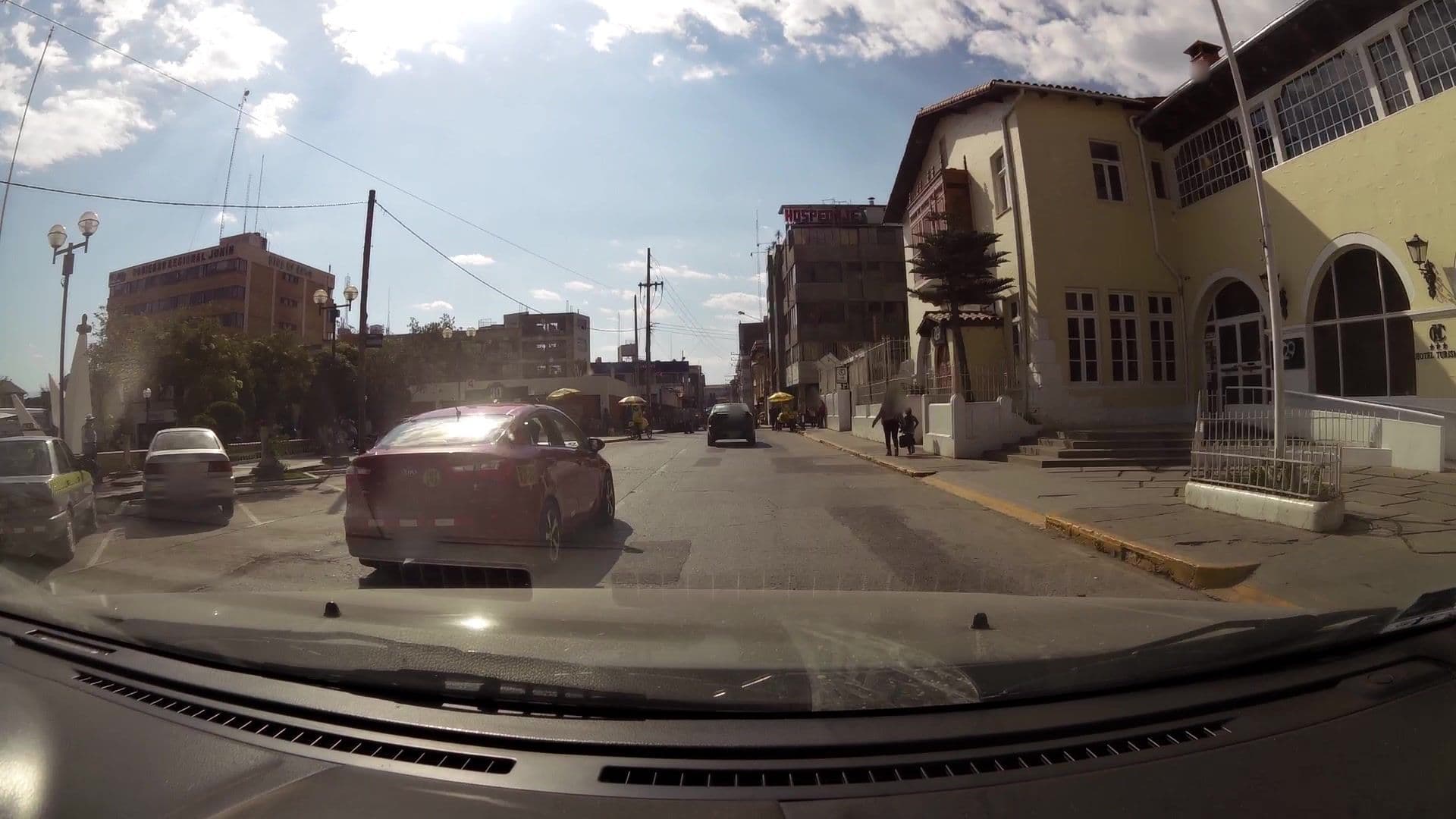 Street view near Hotel Turismo Huancayo, Huancayo — © kaartcam (CC BY-SA · Mapillary)