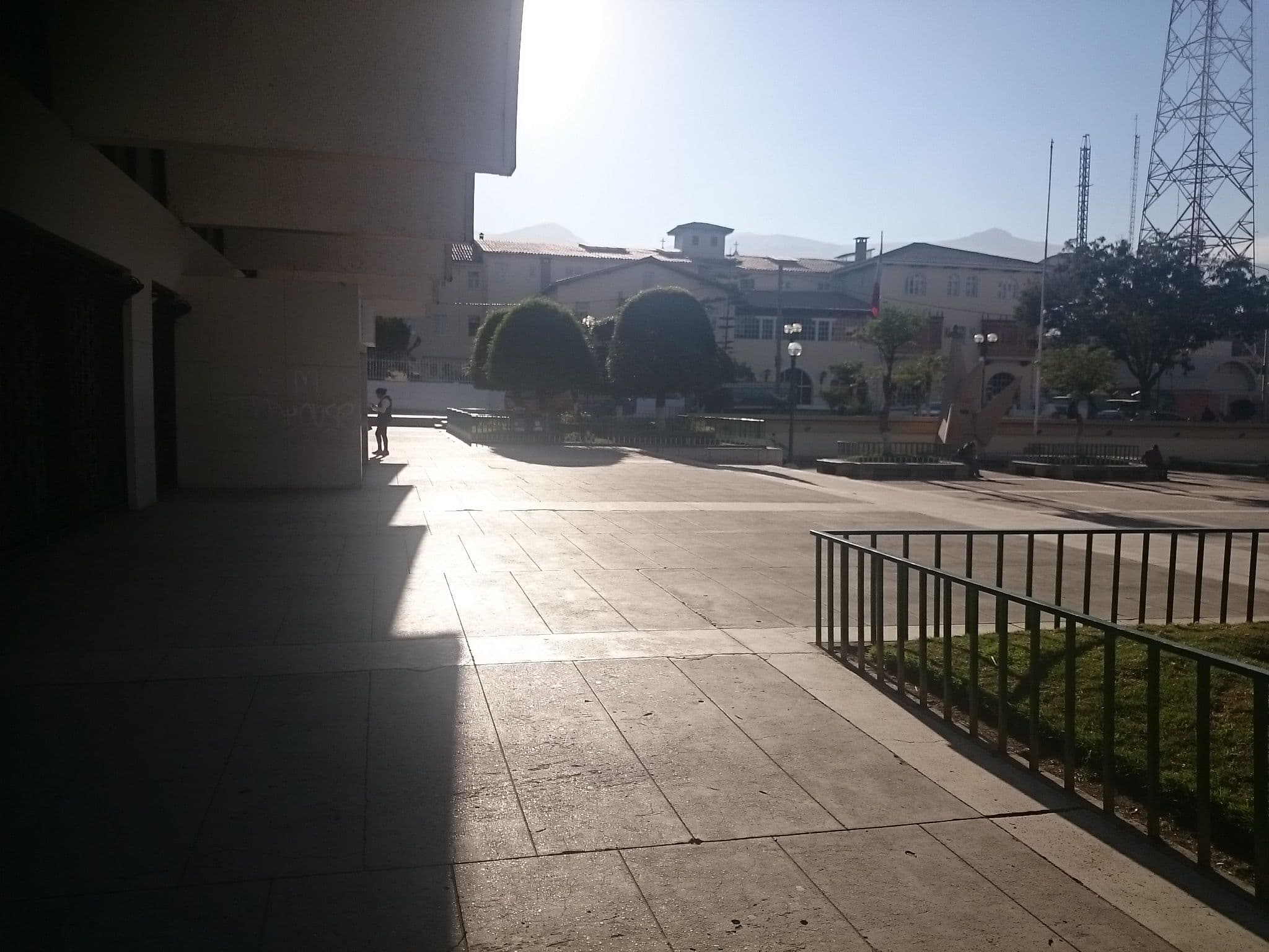 Street view near Hostal Las Viñas, Huancayo — © sguinetti (CC BY-SA · Mapillary)
