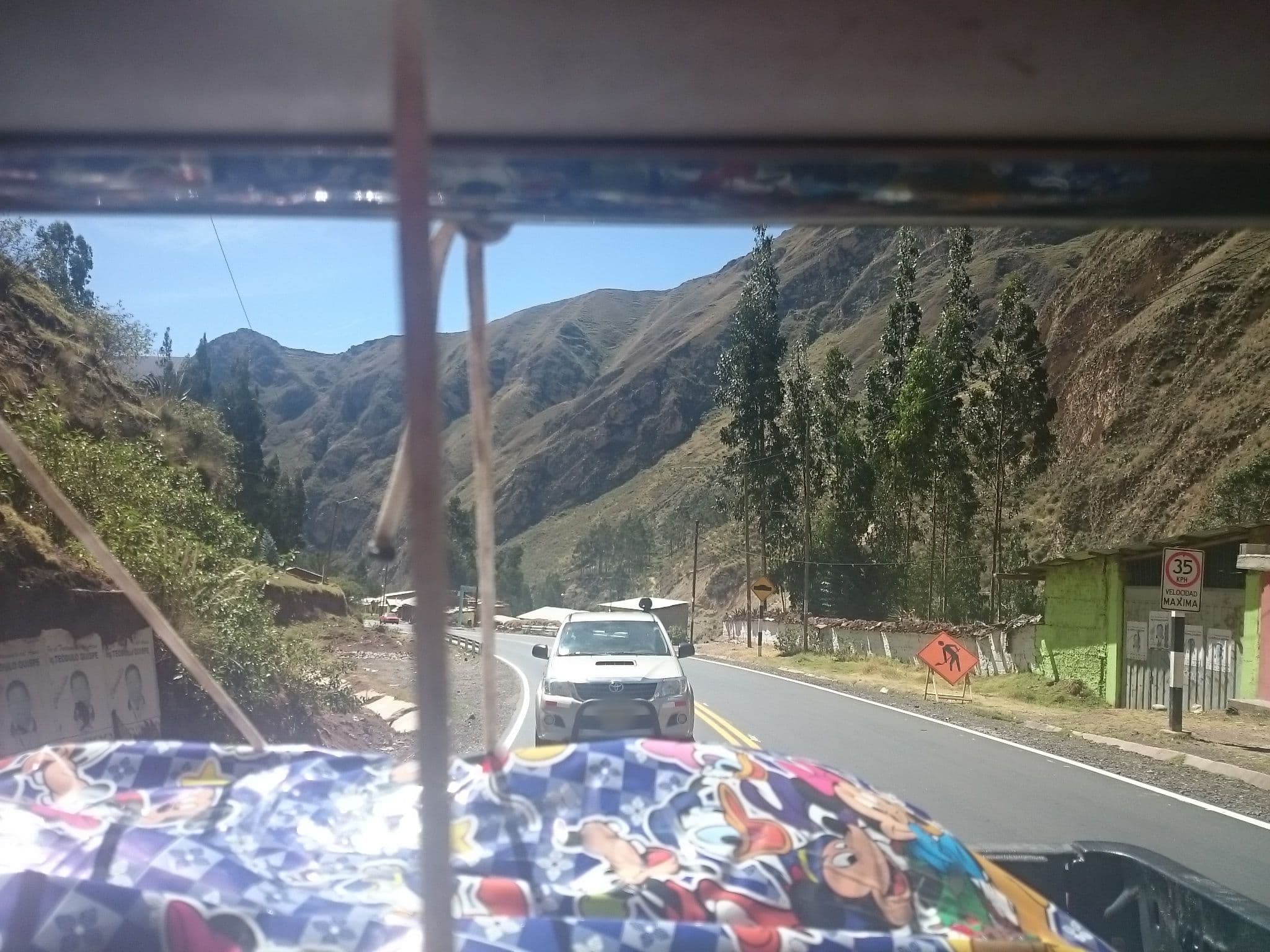 Street view near Rosa Nautica, Ticlacayán — © sguinetti (CC BY-SA · Mapillary)