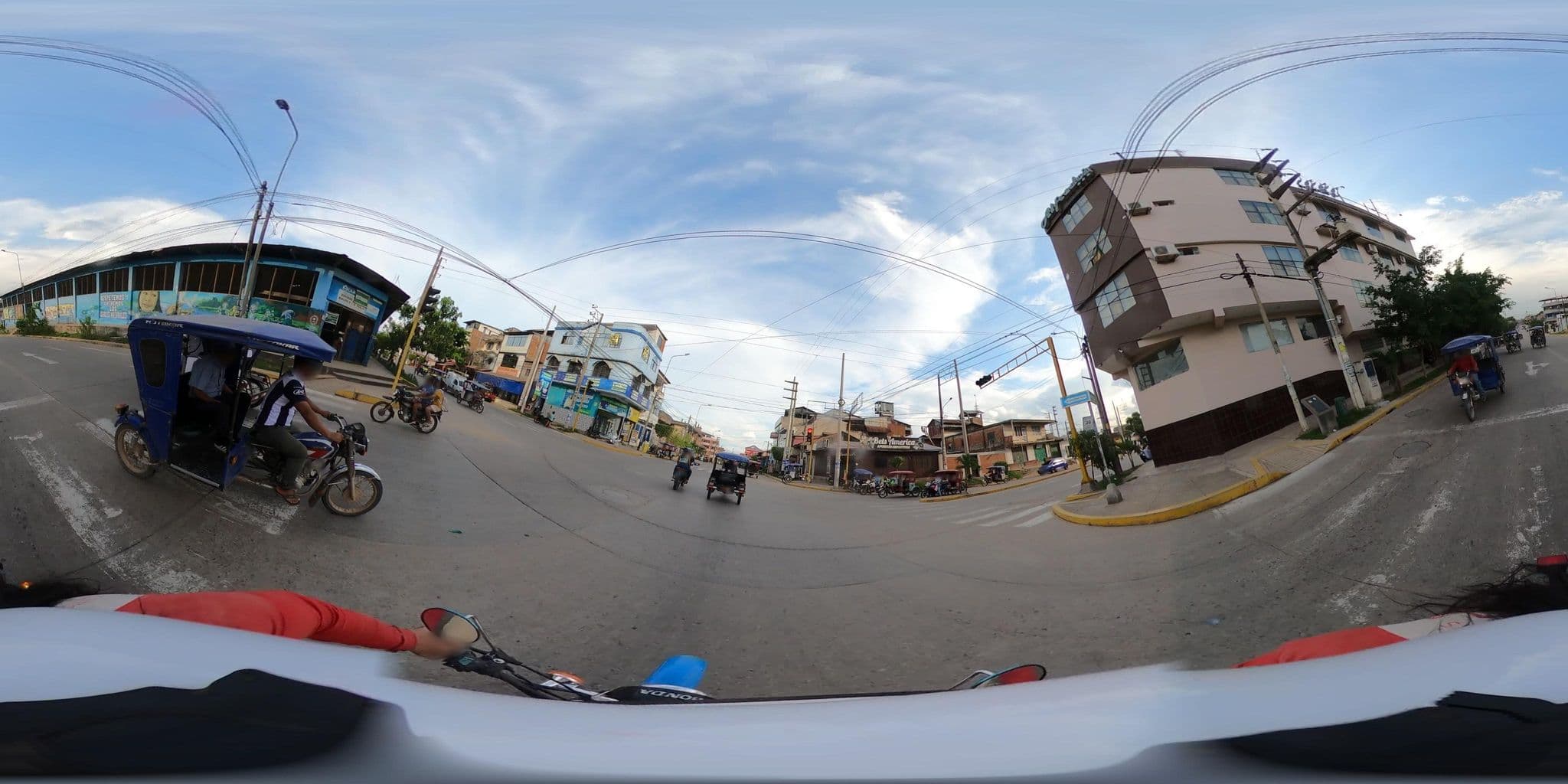 Street view near Hotel Alfredo's, Pucallpa — © johnarupire (CC BY-SA · Mapillary)
